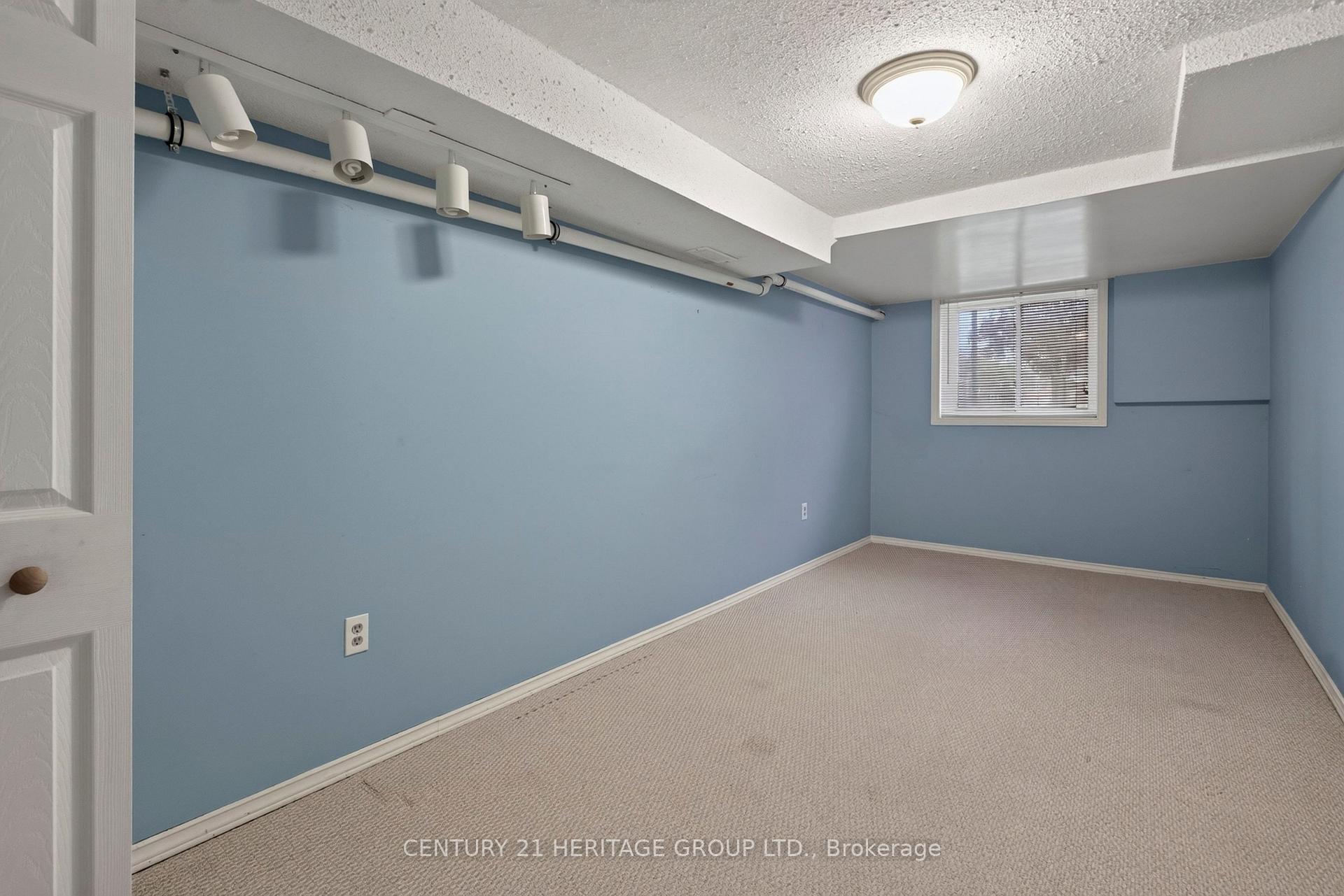 Photo 42 of Unit 15, 38 Elora Drive, Hamilton, Fessenden — HOMEH
