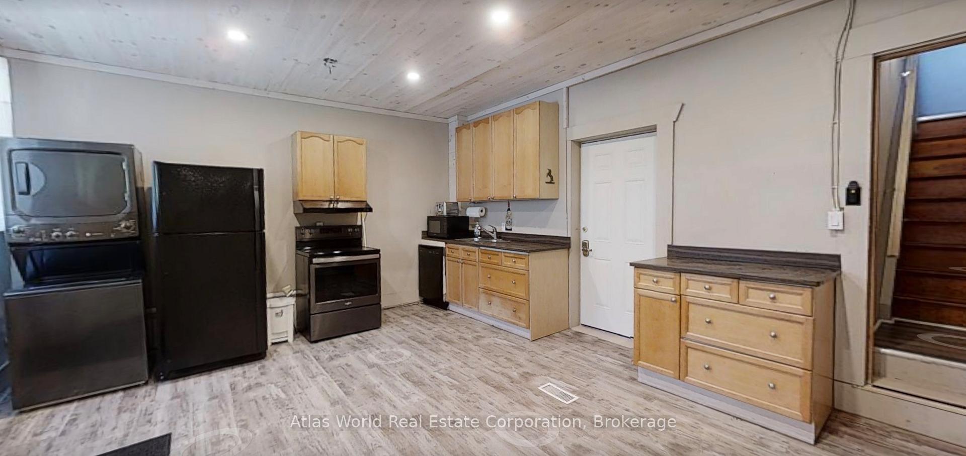 Photo of Unit 2, 291 8th Street E