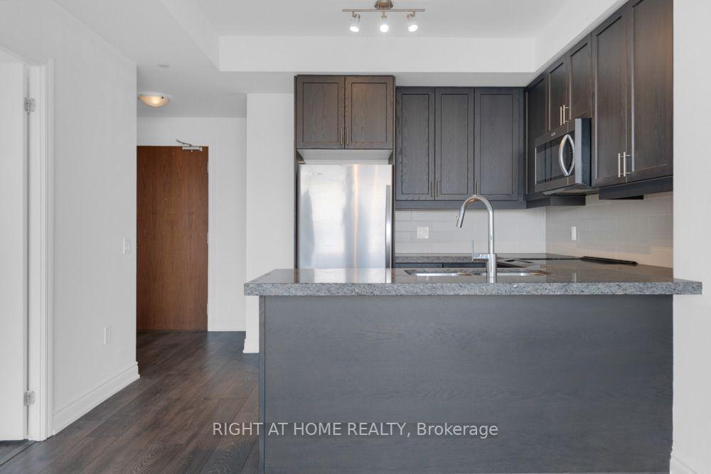 Photo 13 of Unit 312, 1050 Main Street E, Milton, Dempsey — HOMEH