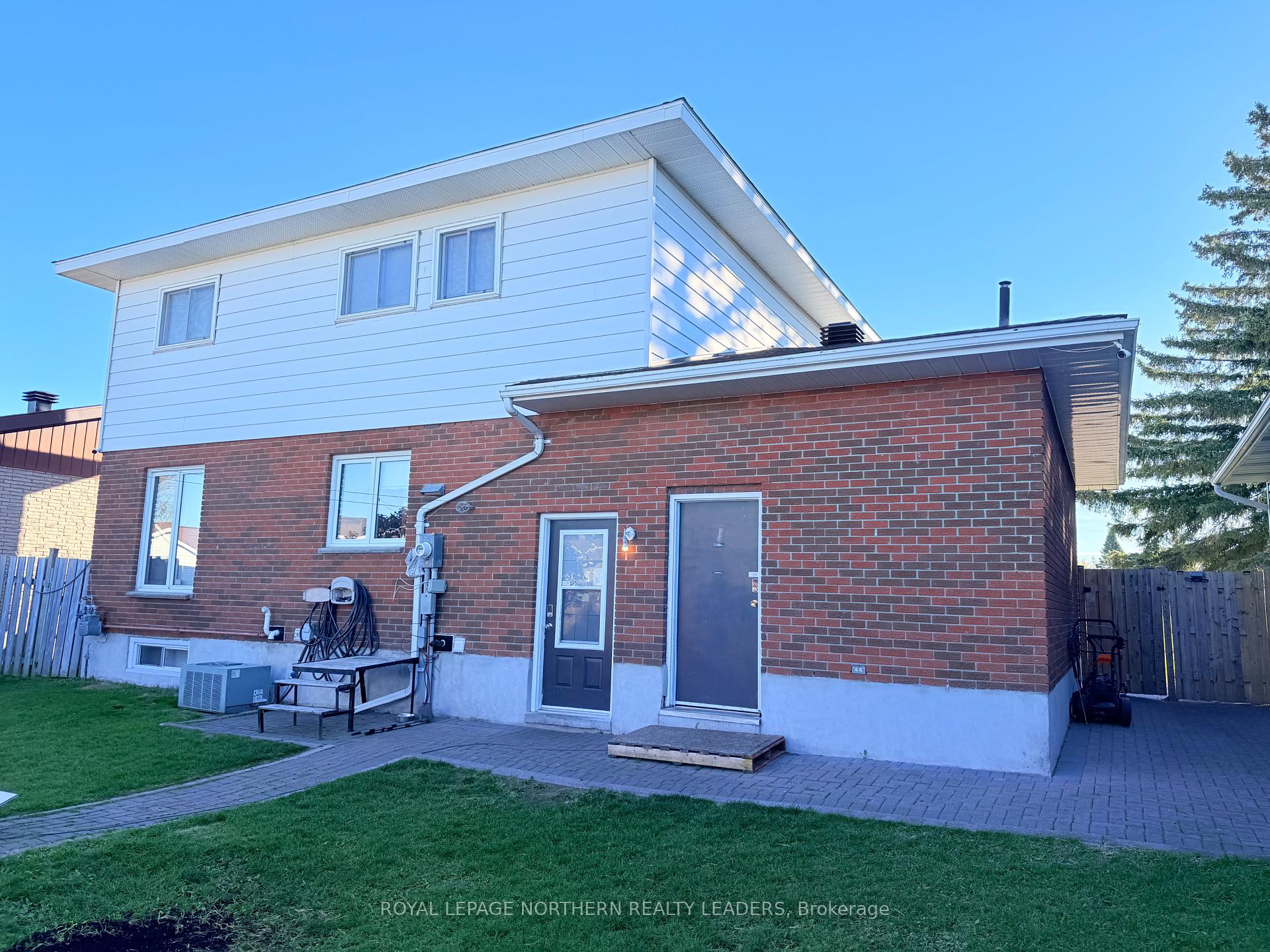 Photo 18 of 691 Birch Street S, Timmins, TS - SE — HOMEH
