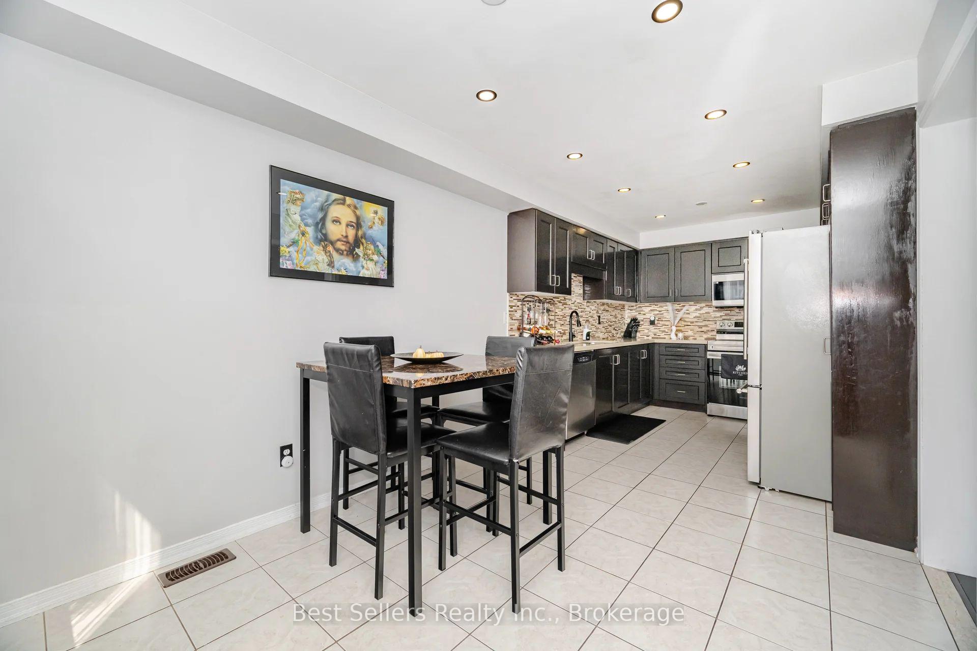 Photo 14 of 416 Duncan Lane, Milton, Scott — HOMEH