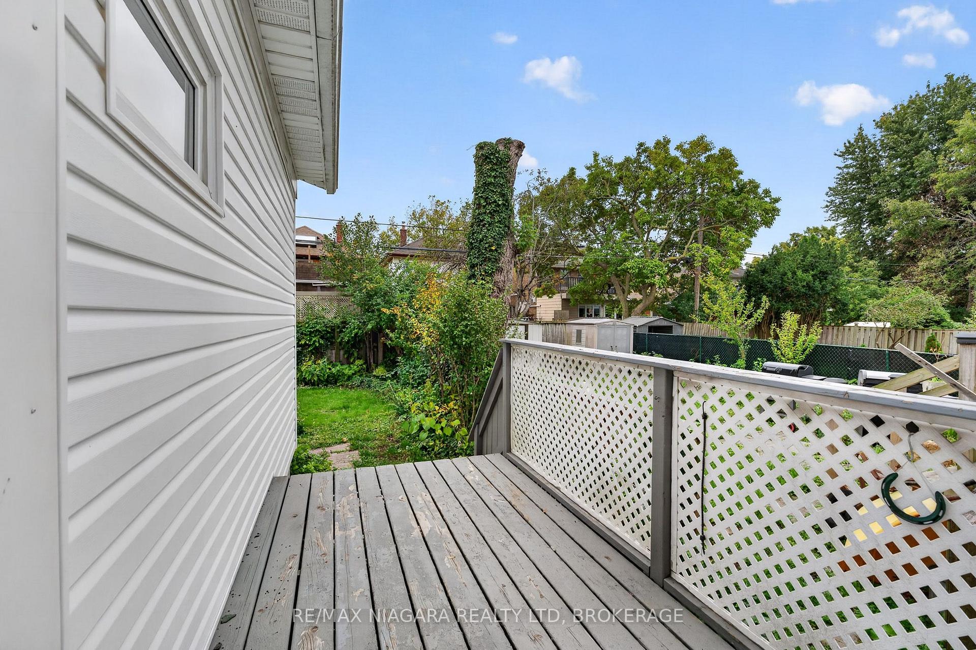 Photo 29 of 44 Lowell Avenue, St. Catharines, Downtown — HOMEH