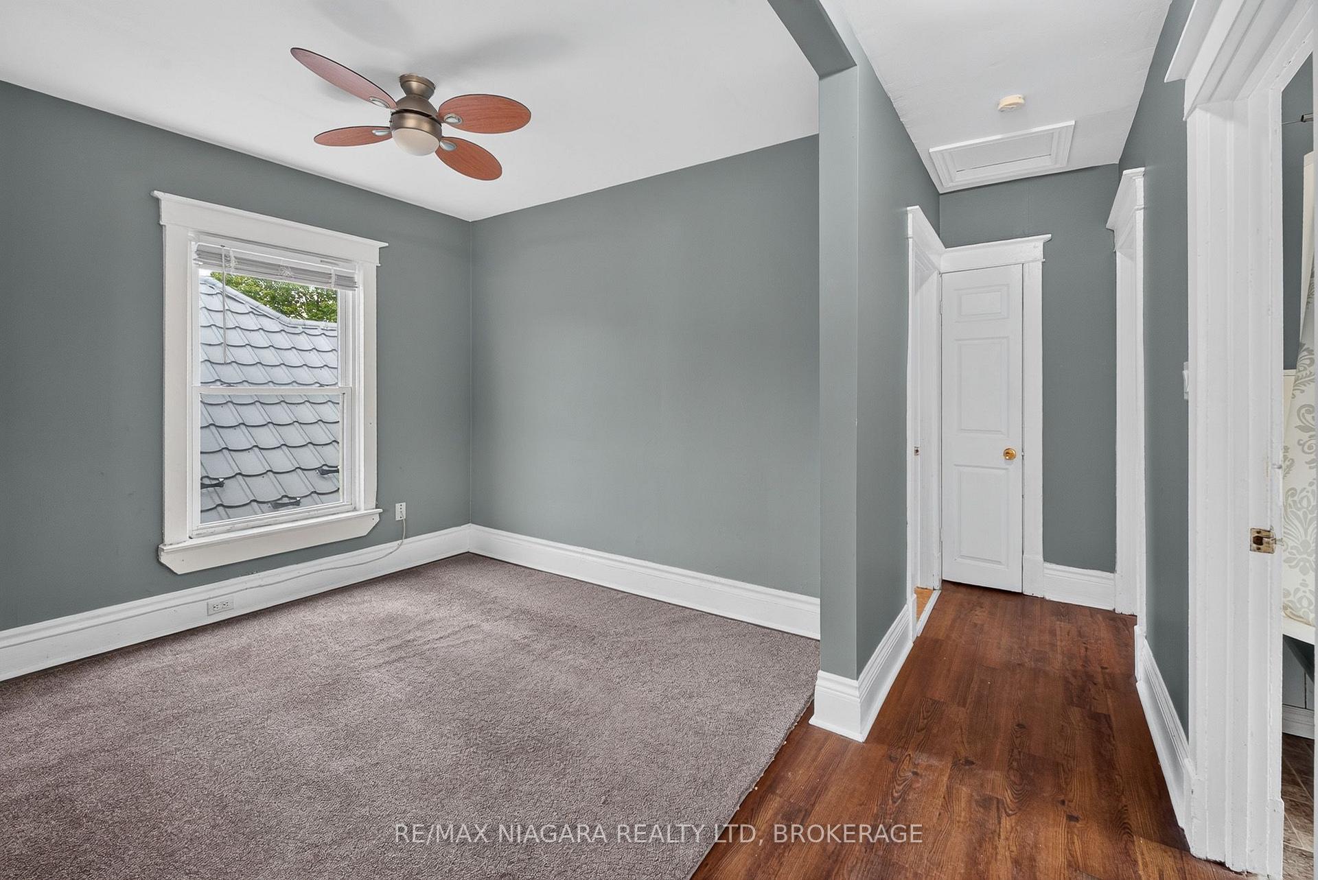 Photo 31 of 44 Lowell Avenue, St. Catharines, Downtown — HOMEH
