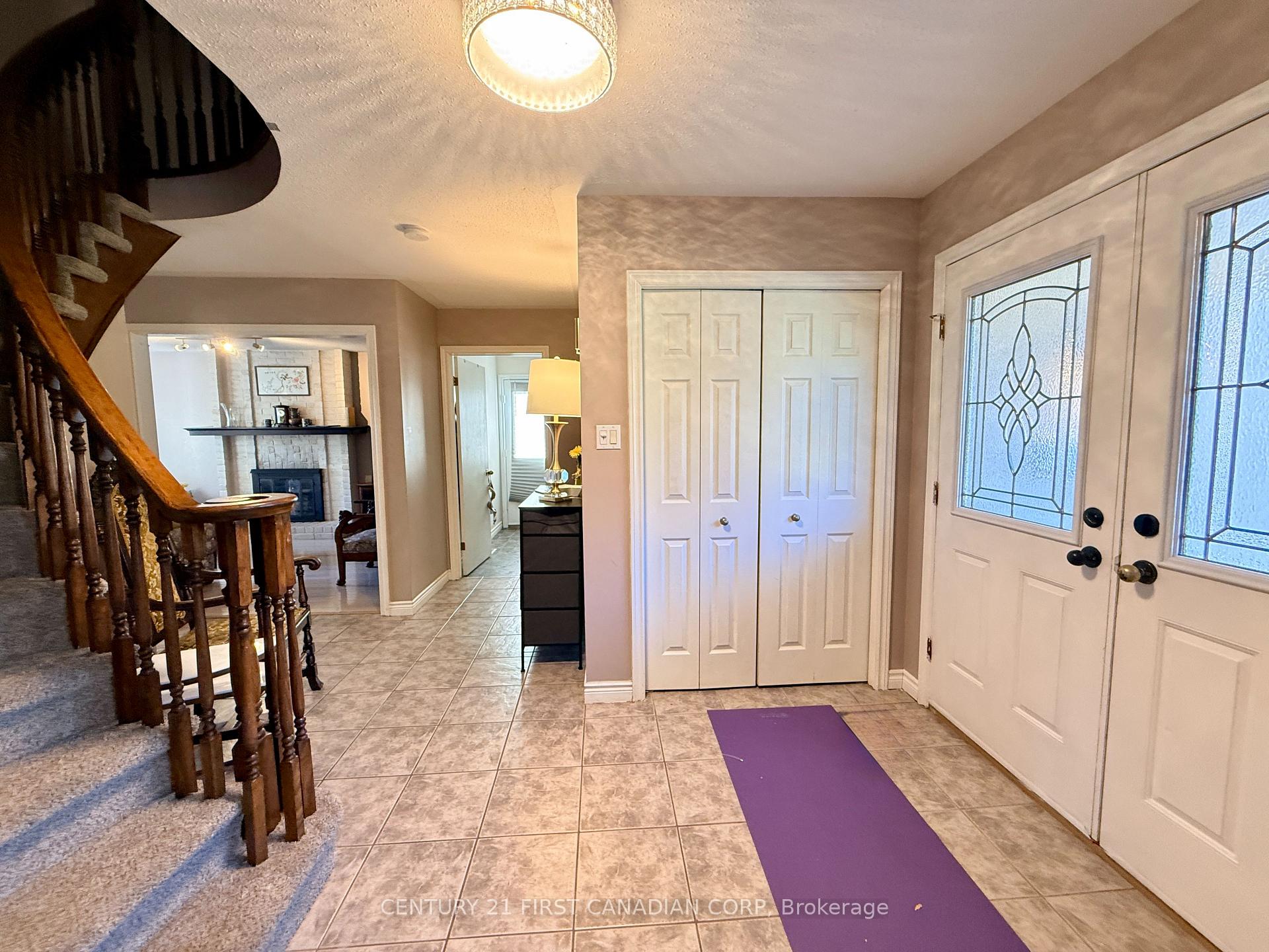 Photo 5 of 26 Colonial Crescent, London, North M — HOMEH