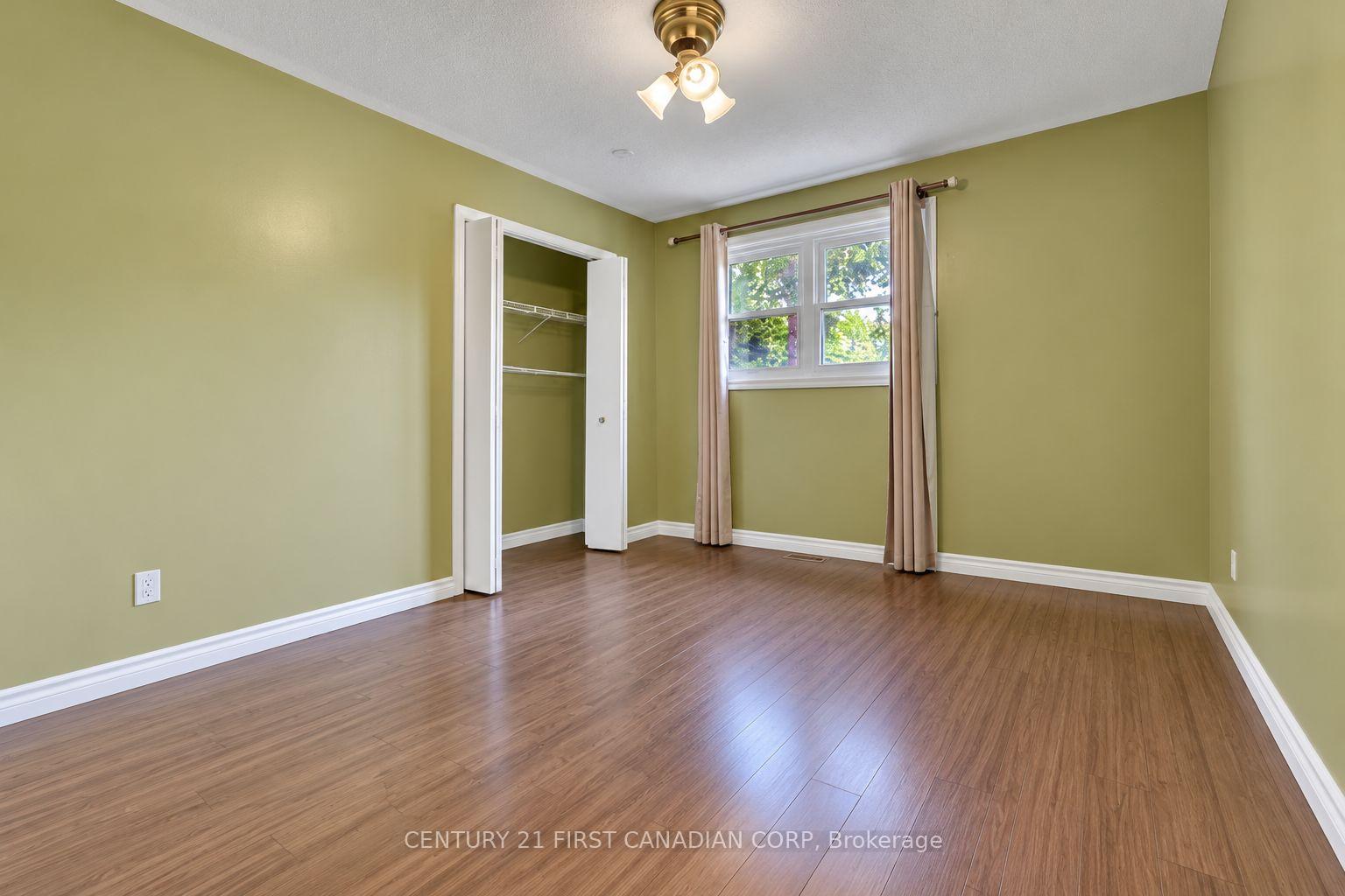 Photo 26 of 26 Colonial Crescent, London, North M — HOMEH