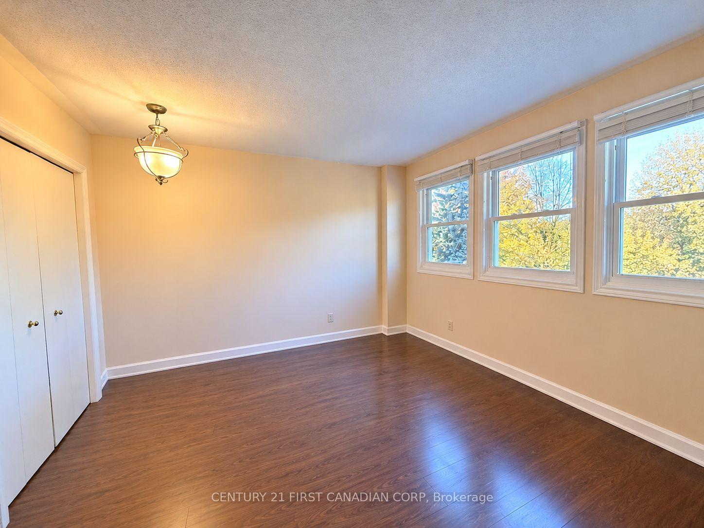 Photo 27 of 26 Colonial Crescent, London, North M — HOMEH