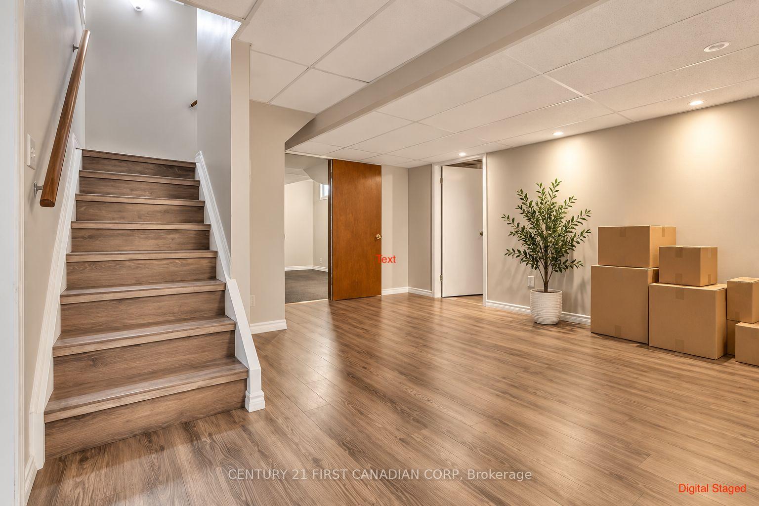 Photo 33 of 26 Colonial Crescent, London, North M — HOMEH