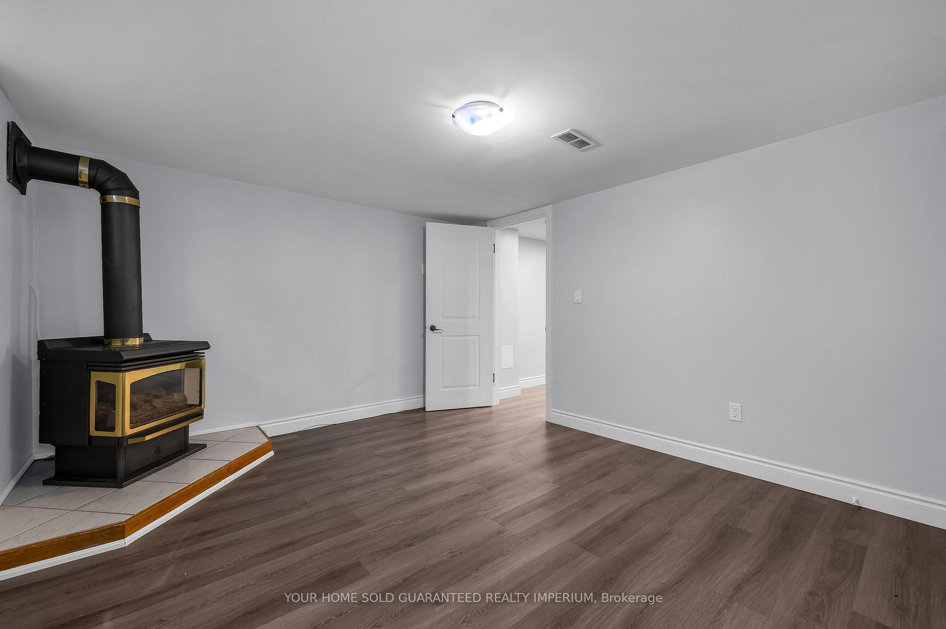 Photo 25 of 116 Collier Road S, Thorold, Thorold Downtown — HOMEH