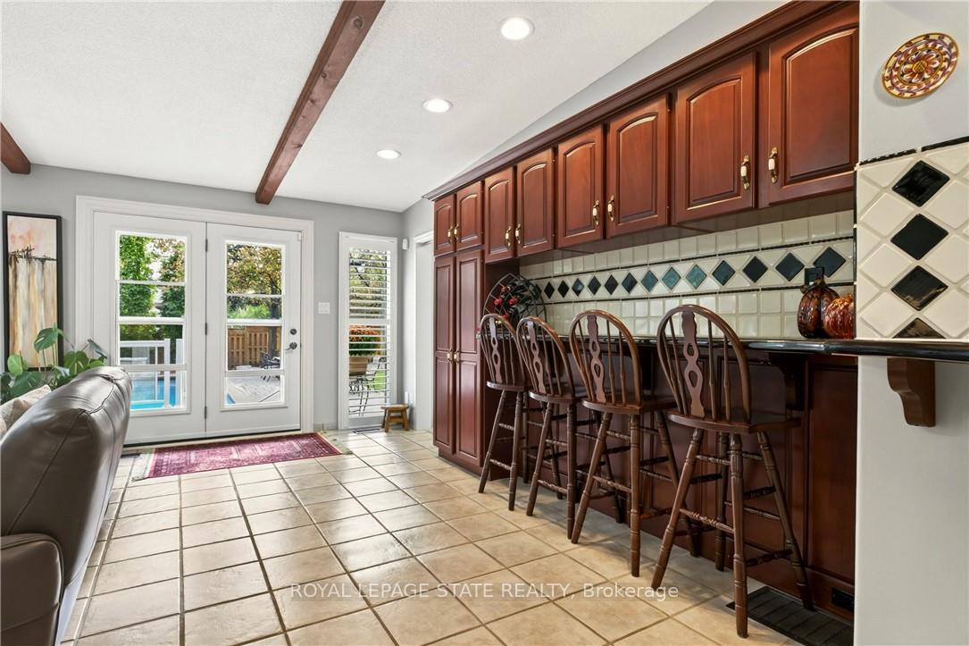 Photo 11 of 29 Woodside Drive, Hamilton, Sherwood — HOMEH