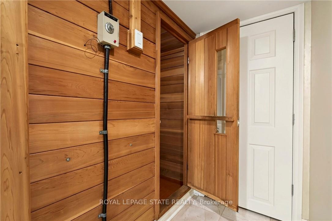 Photo 32 of 29 Woodside Drive, Hamilton, Sherwood — HOMEH