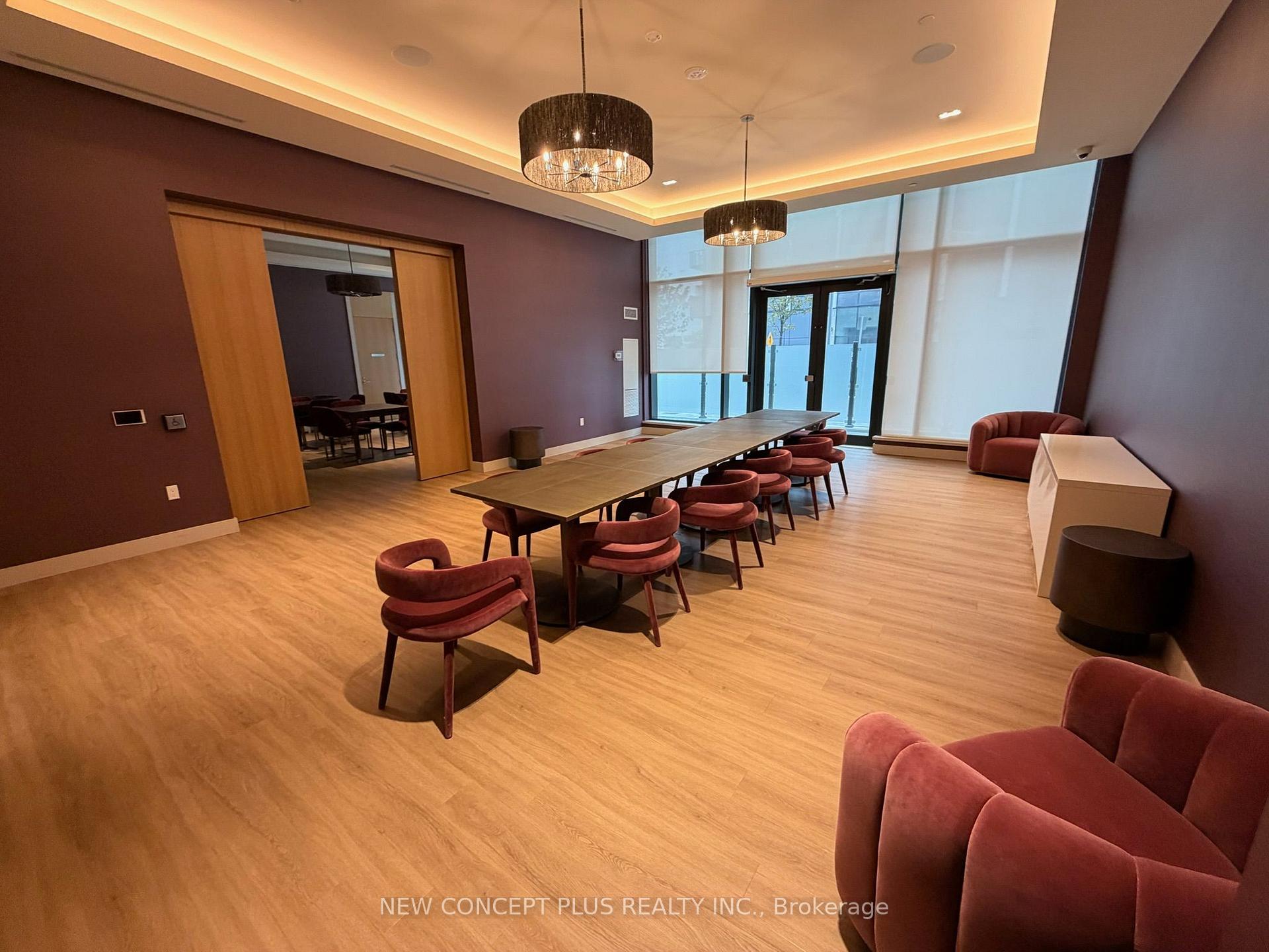 Photo 2 of Unit 521, 8960 Jane Street E, Vaughan, Vellore Village — HOMEH