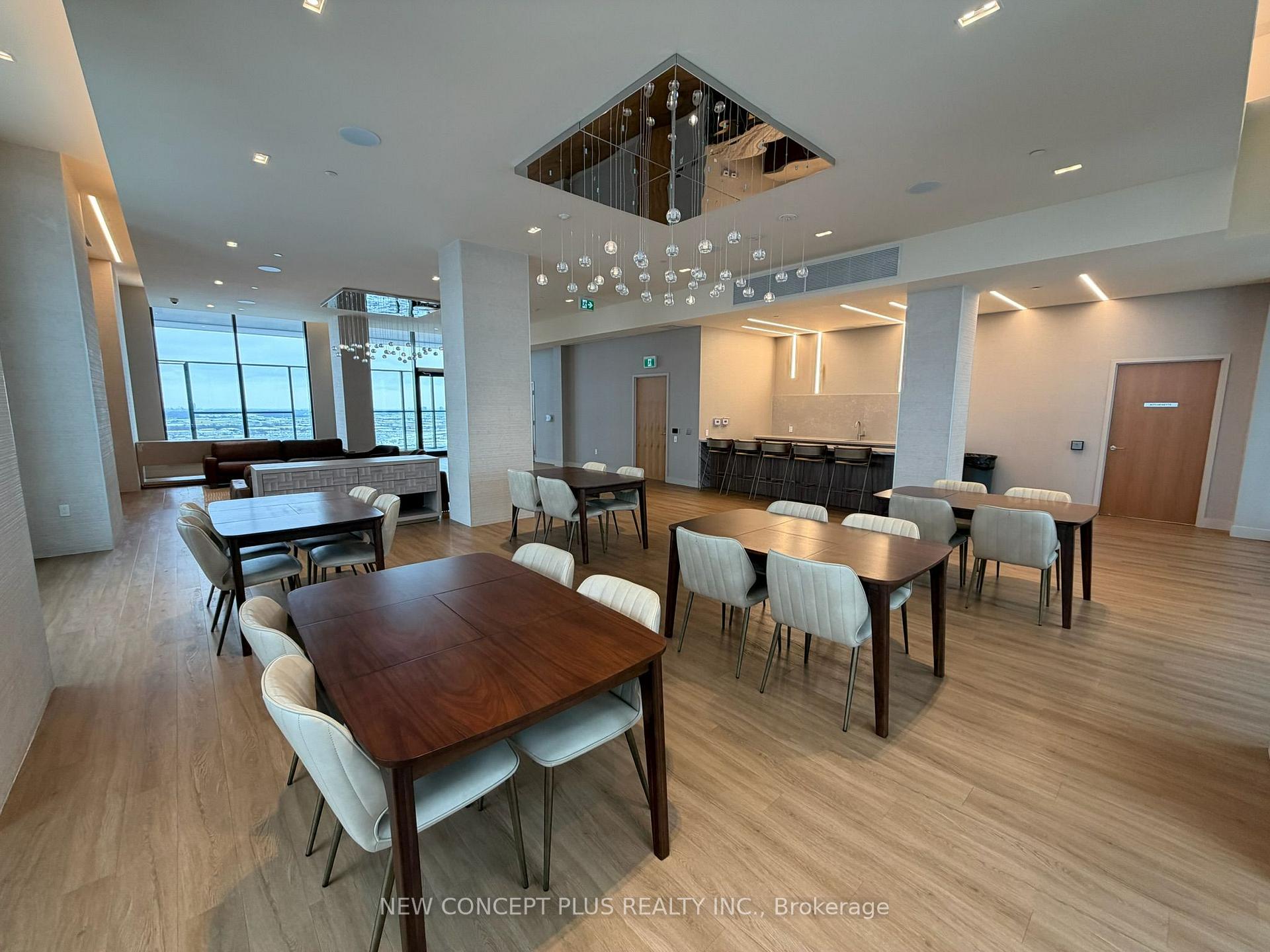 Photo 6 of Unit 521, 8960 Jane Street E, Vaughan, Vellore Village — HOMEH