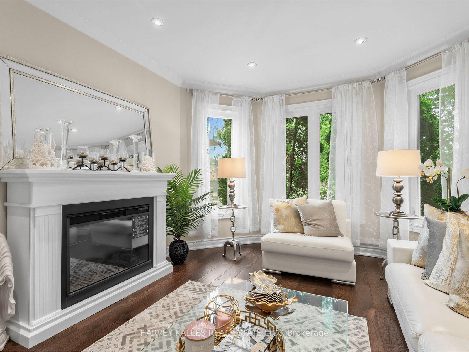 Photo 6 of 93 Downing Boulevard, Vaughan, Uplands — HOMEH