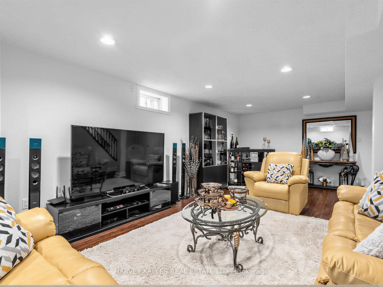 Photo 17 of 93 Downing Boulevard, Vaughan, Uplands — HOMEH