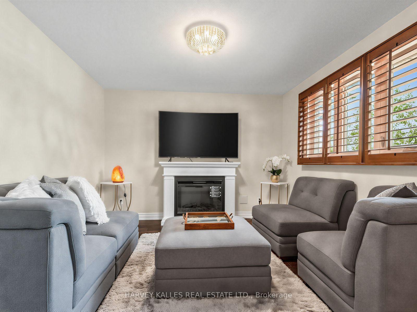 Photo 26 of 93 Downing Boulevard, Vaughan, Uplands — HOMEH