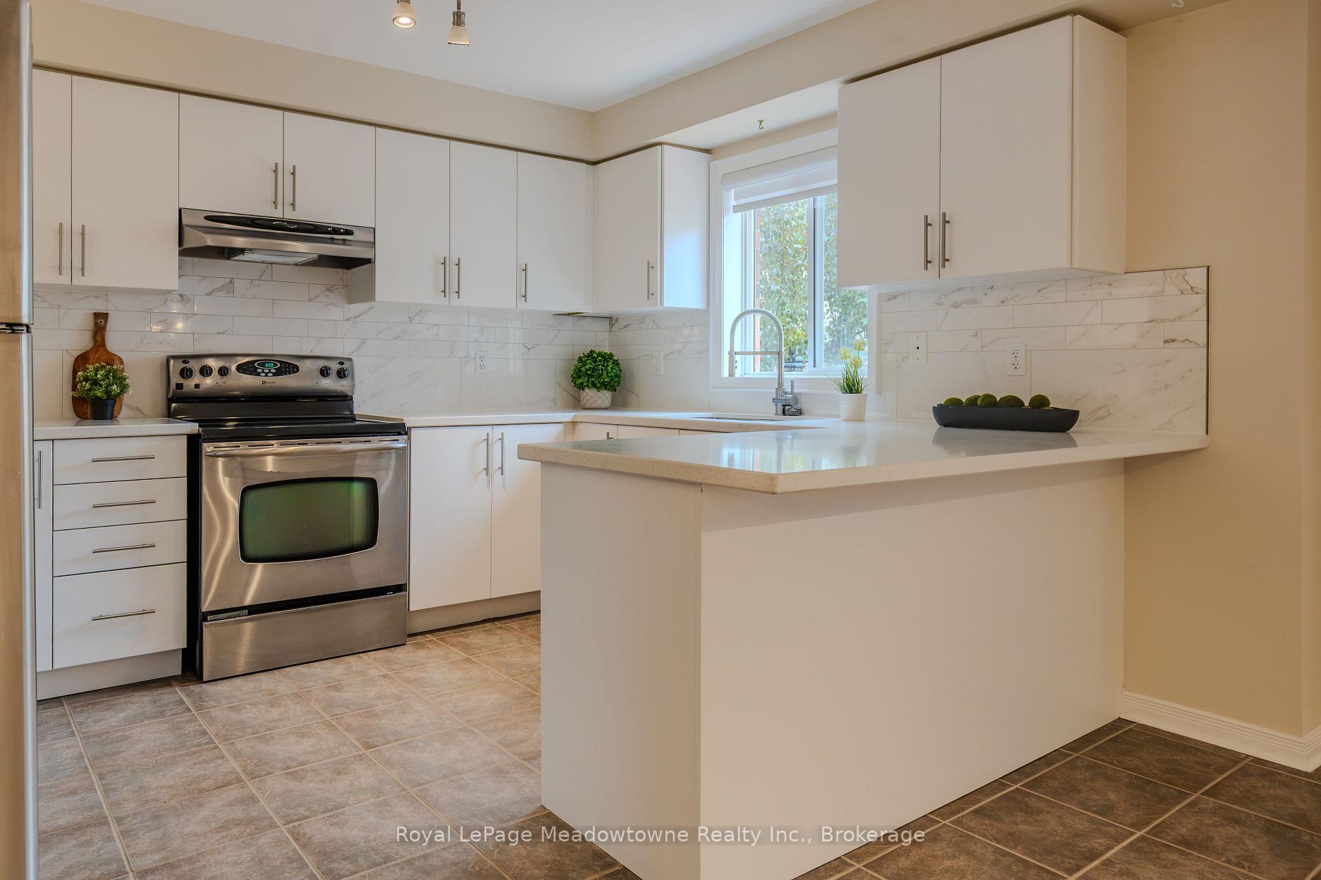 Photo 13 of 1311 Cartmer Way, Milton, Dempsey — HOMEH