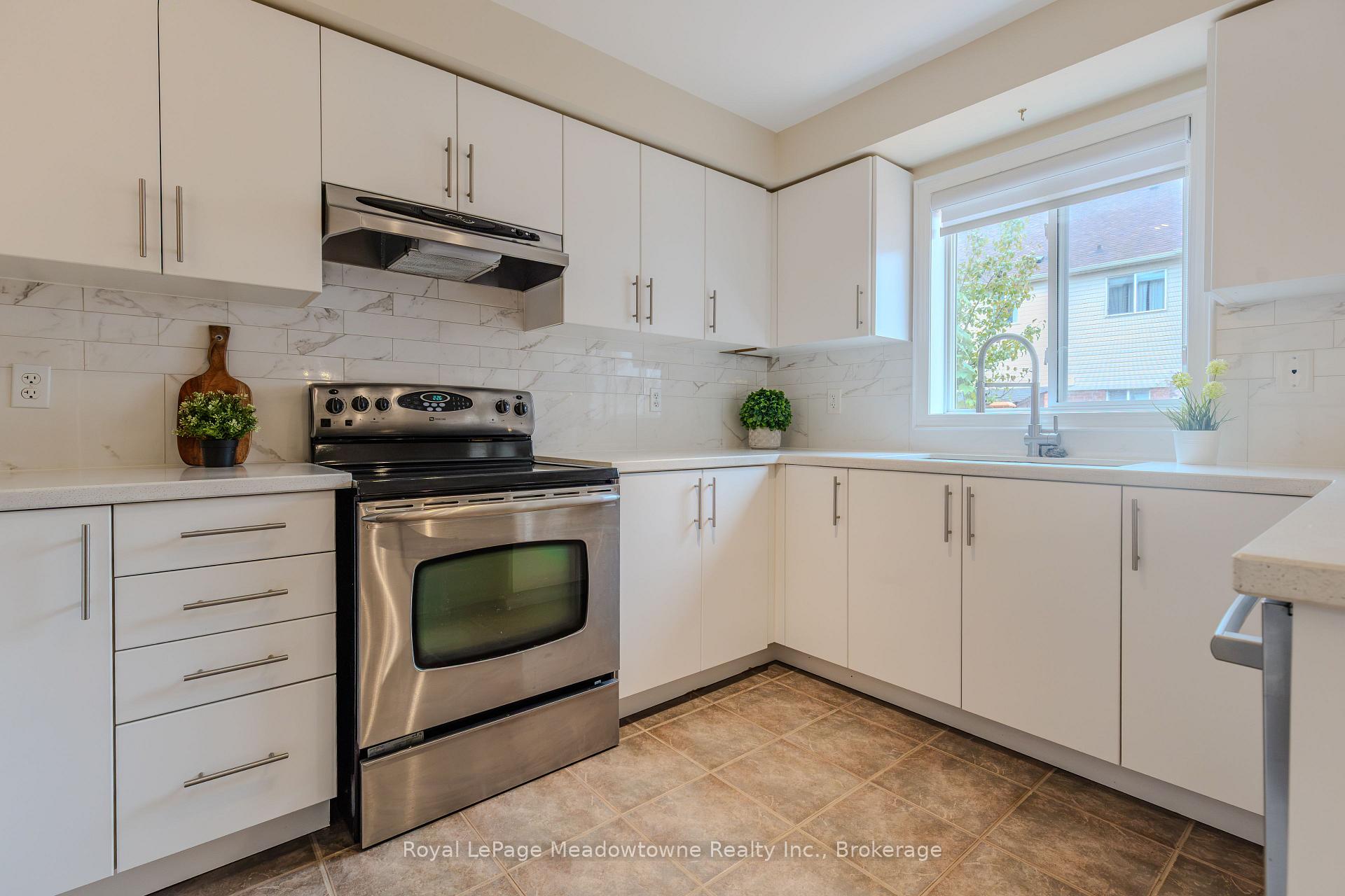 Photo 15 of 1311 Cartmer Way, Milton, Dempsey — HOMEH