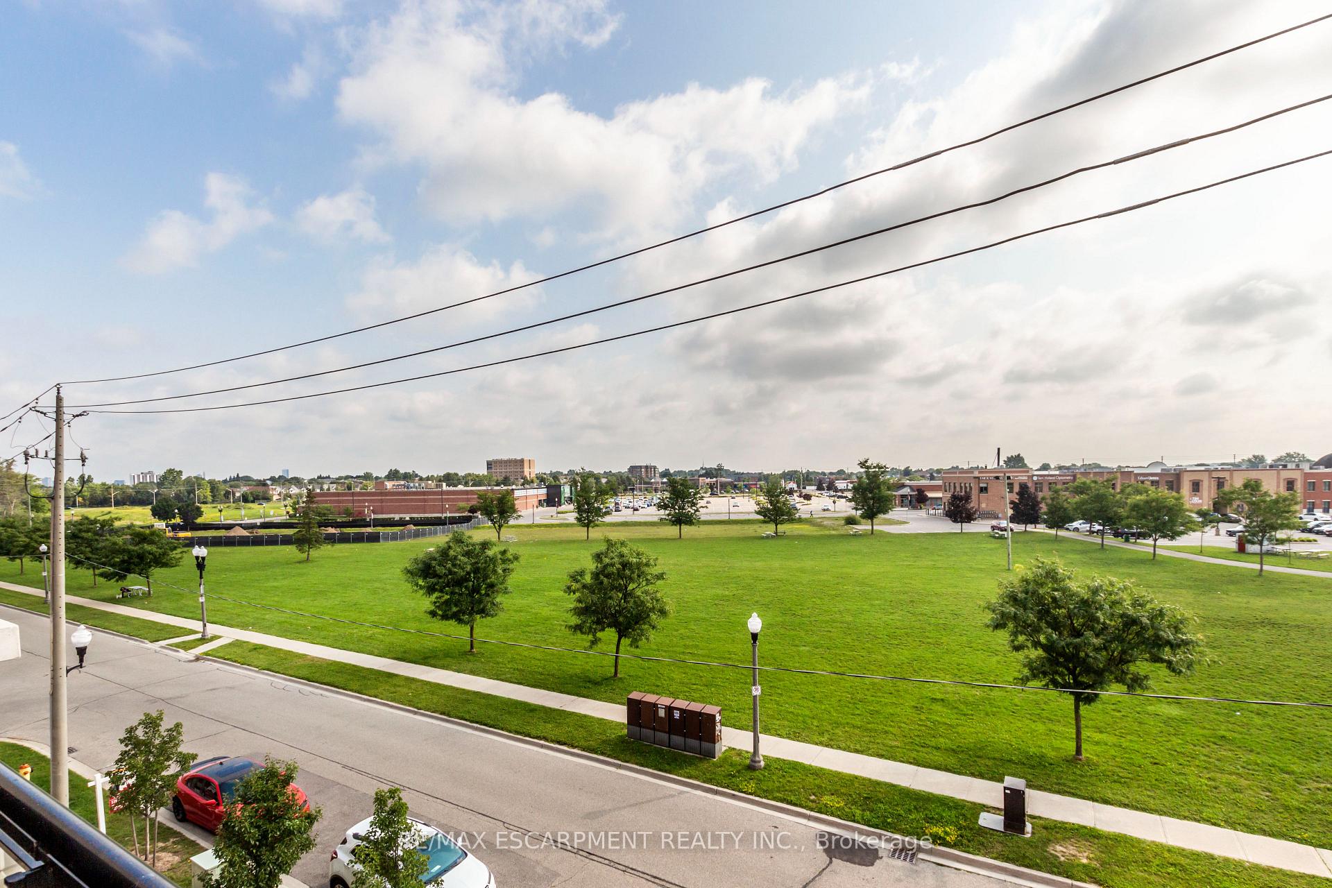 Photo 31 of Unit 306, 175 Commonwealth Street, Kitchener, Larentian West — HOMEH