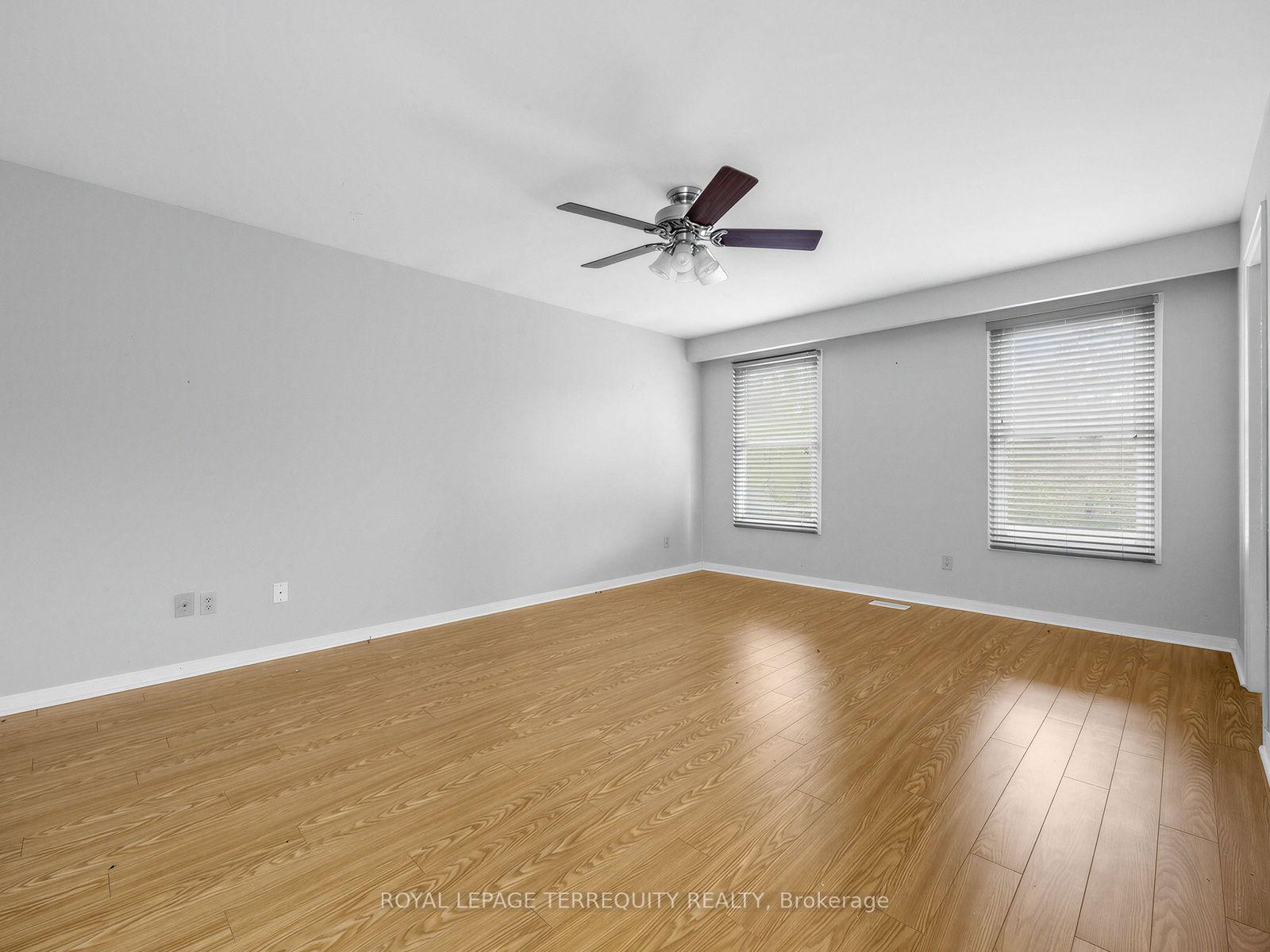 Photo 17 of 124 Bathgate Drive, Scarborough, Centennial Scarborough — HOMEH