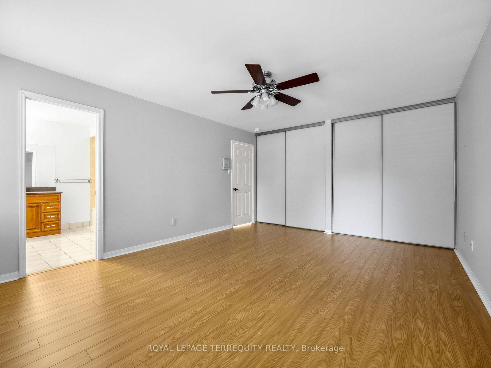 Photo 18 of 124 Bathgate Drive, Scarborough, Centennial Scarborough — HOMEH