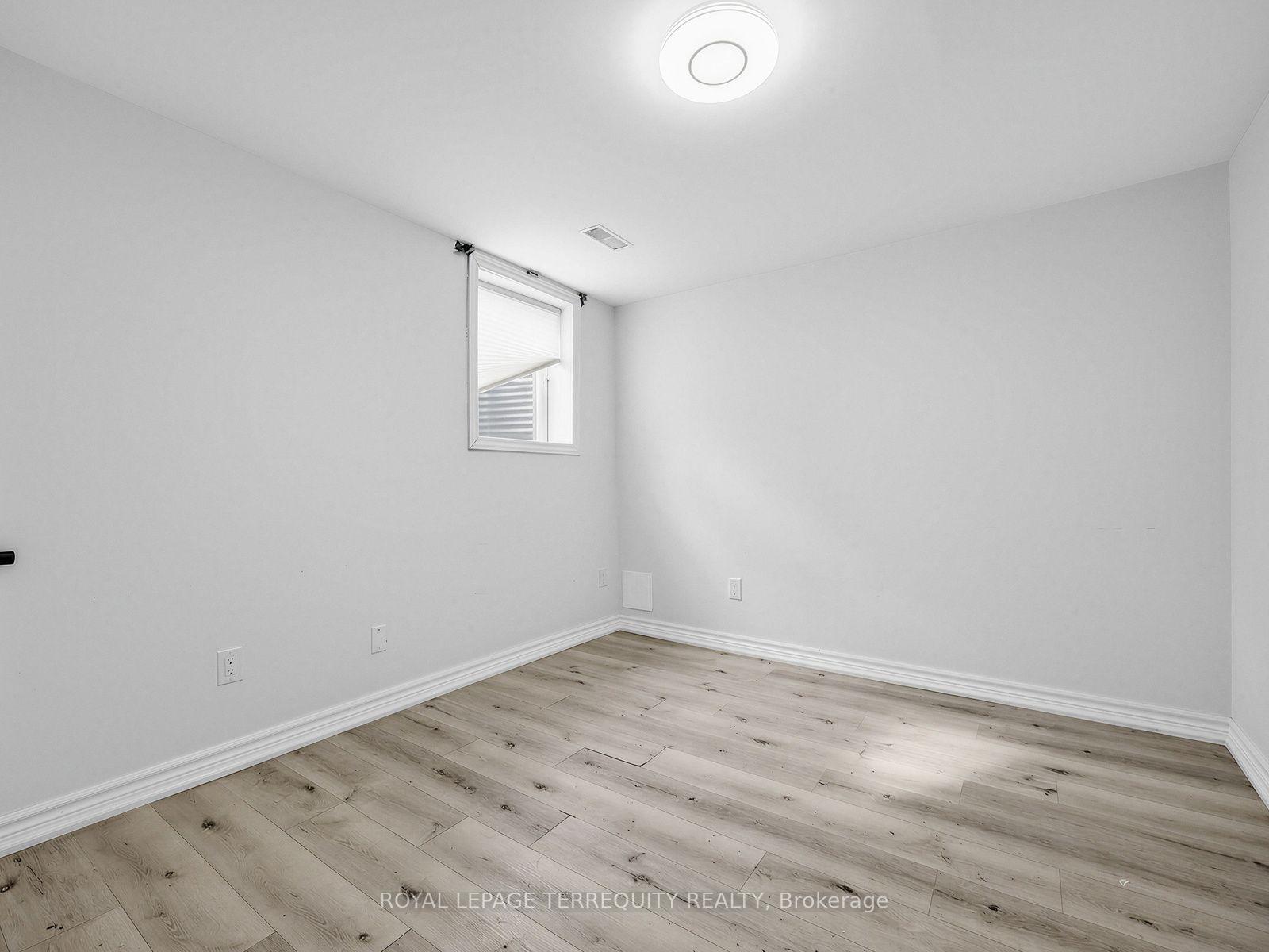 Photo 29 of 124 Bathgate Drive, Scarborough, Centennial Scarborough — HOMEH