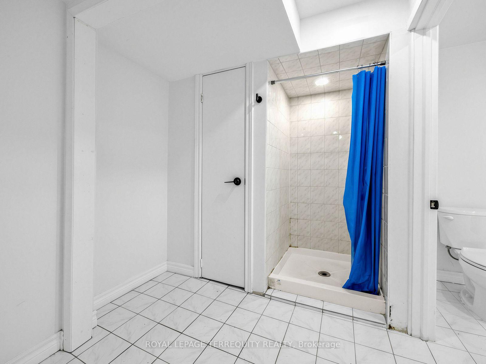 Photo 34 of 124 Bathgate Drive, Scarborough, Centennial Scarborough — HOMEH