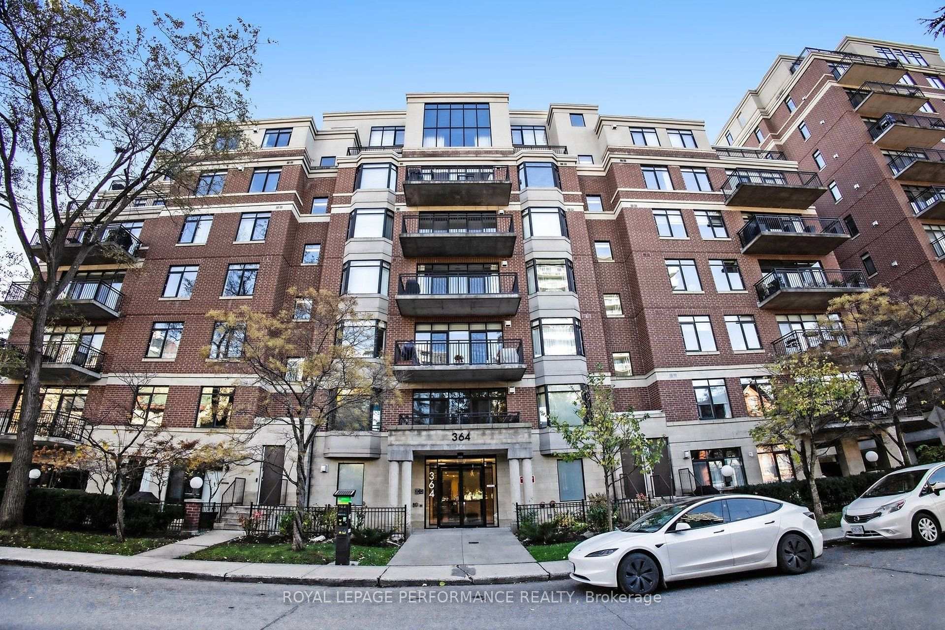 Photo 1 of Unit PH3, 364 Cooper Street, Ottawa, Ottawa Centre — HOMEH