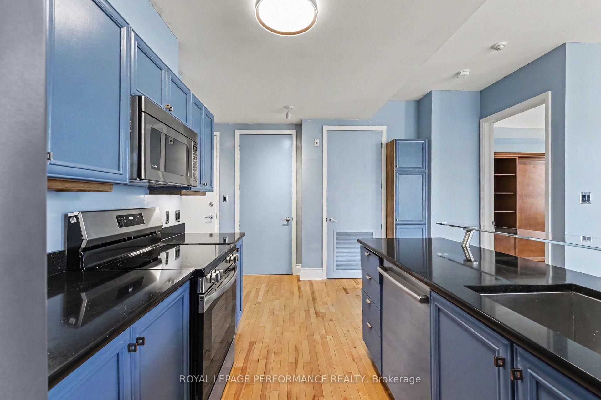 Photo 9 of Unit PH3, 364 Cooper Street, Ottawa, Ottawa Centre — HOMEH