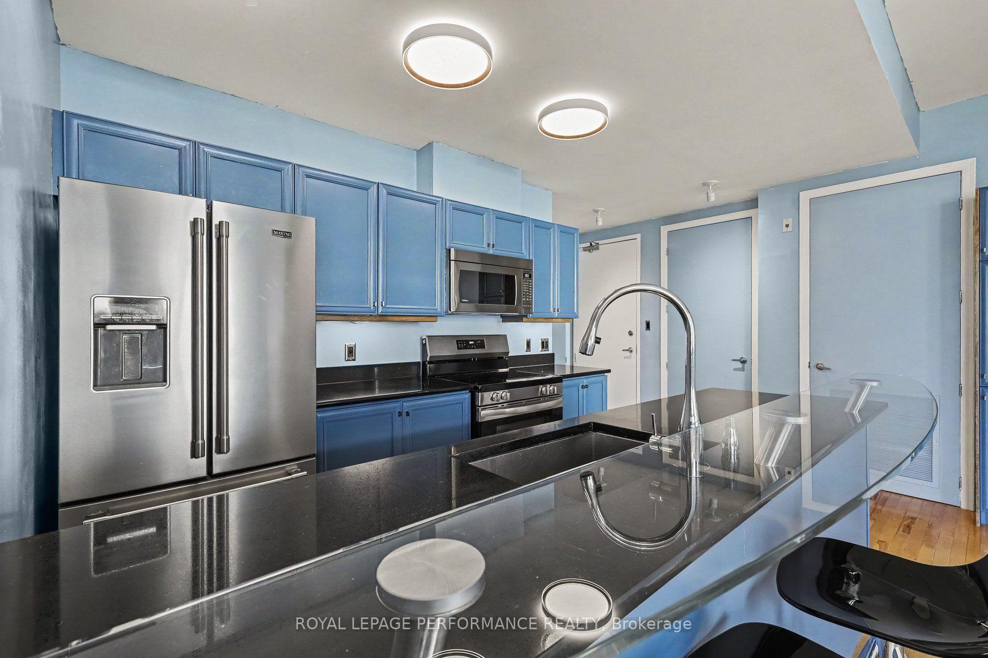 Photo 11 of Unit PH3, 364 Cooper Street, Ottawa, Ottawa Centre — HOMEH