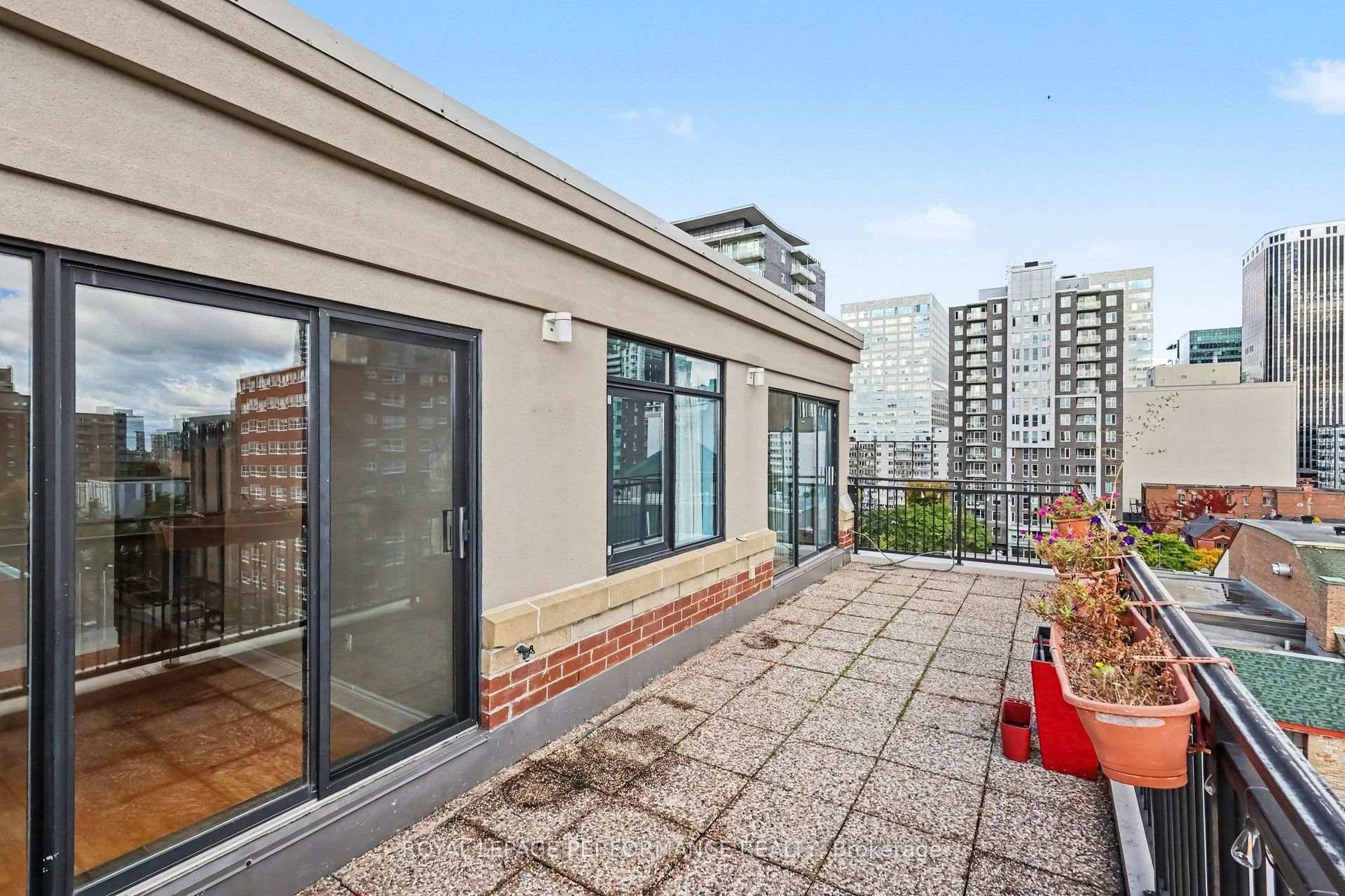 Photo 27 of Unit PH3, 364 Cooper Street, Ottawa, Ottawa Centre — HOMEH