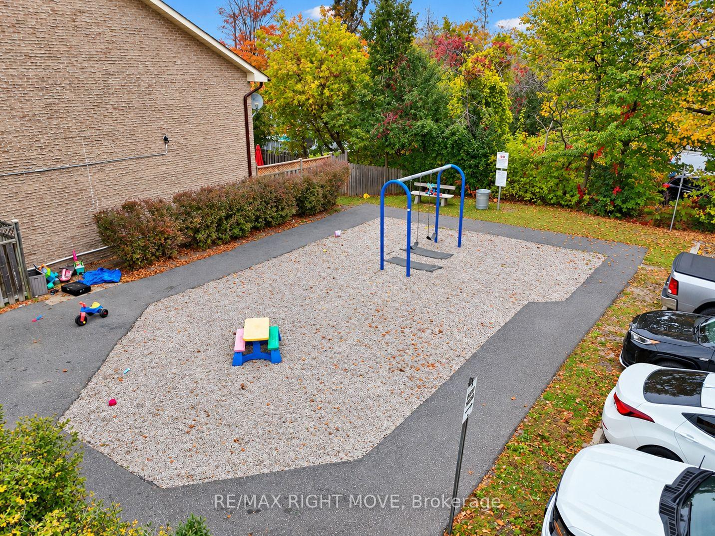 Photo 29 of Unit 6, 67 Fittons Road E, Orillia — HOMEH