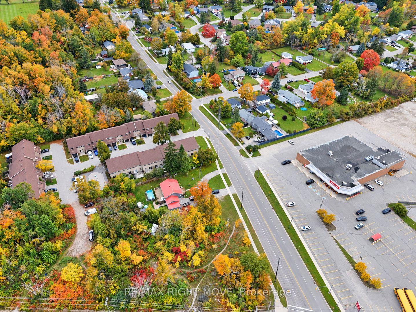 Photo 33 of Unit 6, 67 Fittons Road E, Orillia — HOMEH