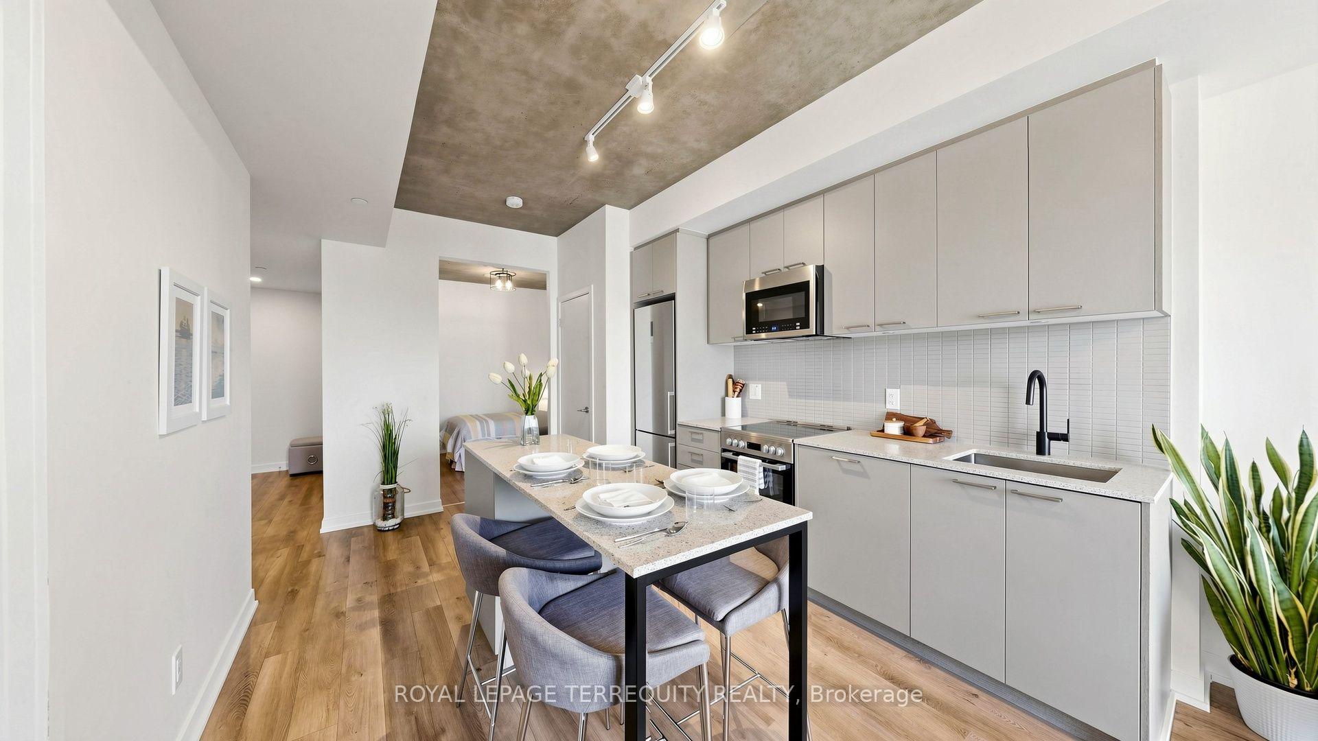 Photo 6 of Unit 417, 1808 St Clair Avenue W, Toronto, Weston-Pellam Park — HOMEH