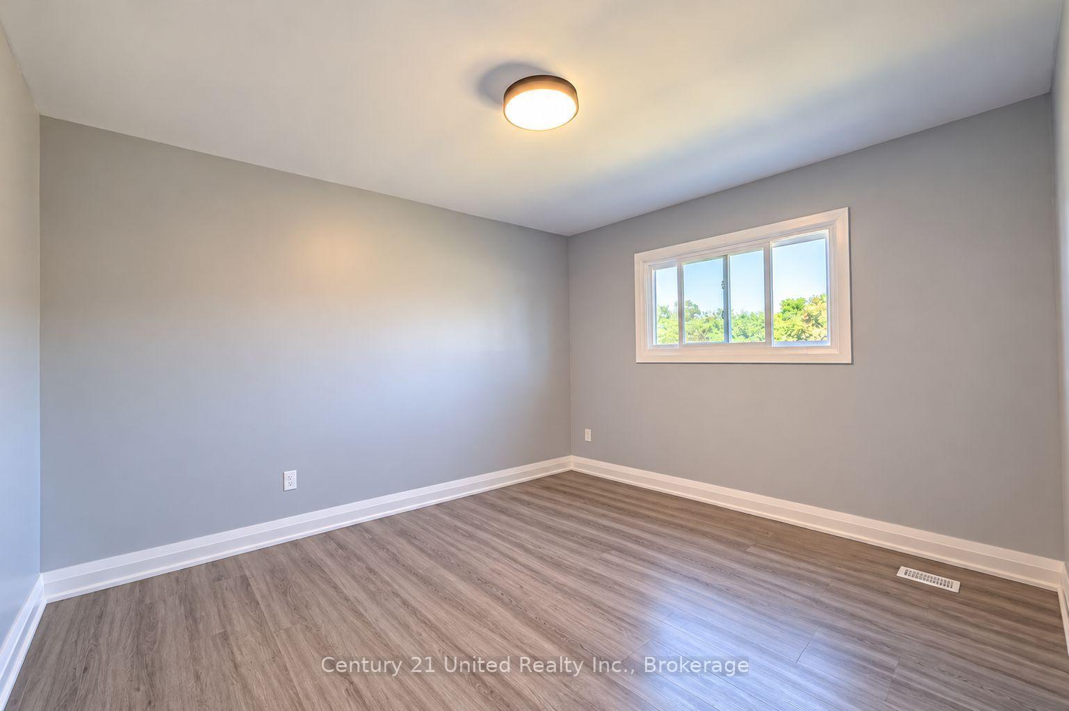 Photo 8 of 818 Orpington Road, Peterborough, Otonabee Ward 1 — HOMEH