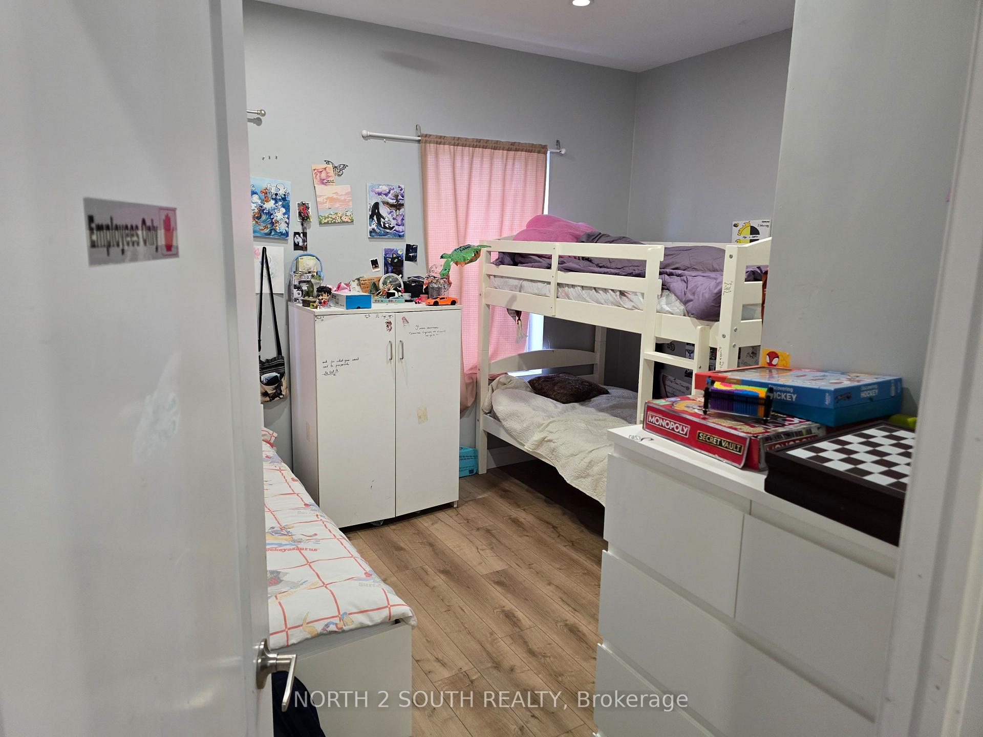 Photo 4 of Unit 2, 140 Murray Street, Brantford, Victoria/Arthur — HOMEH