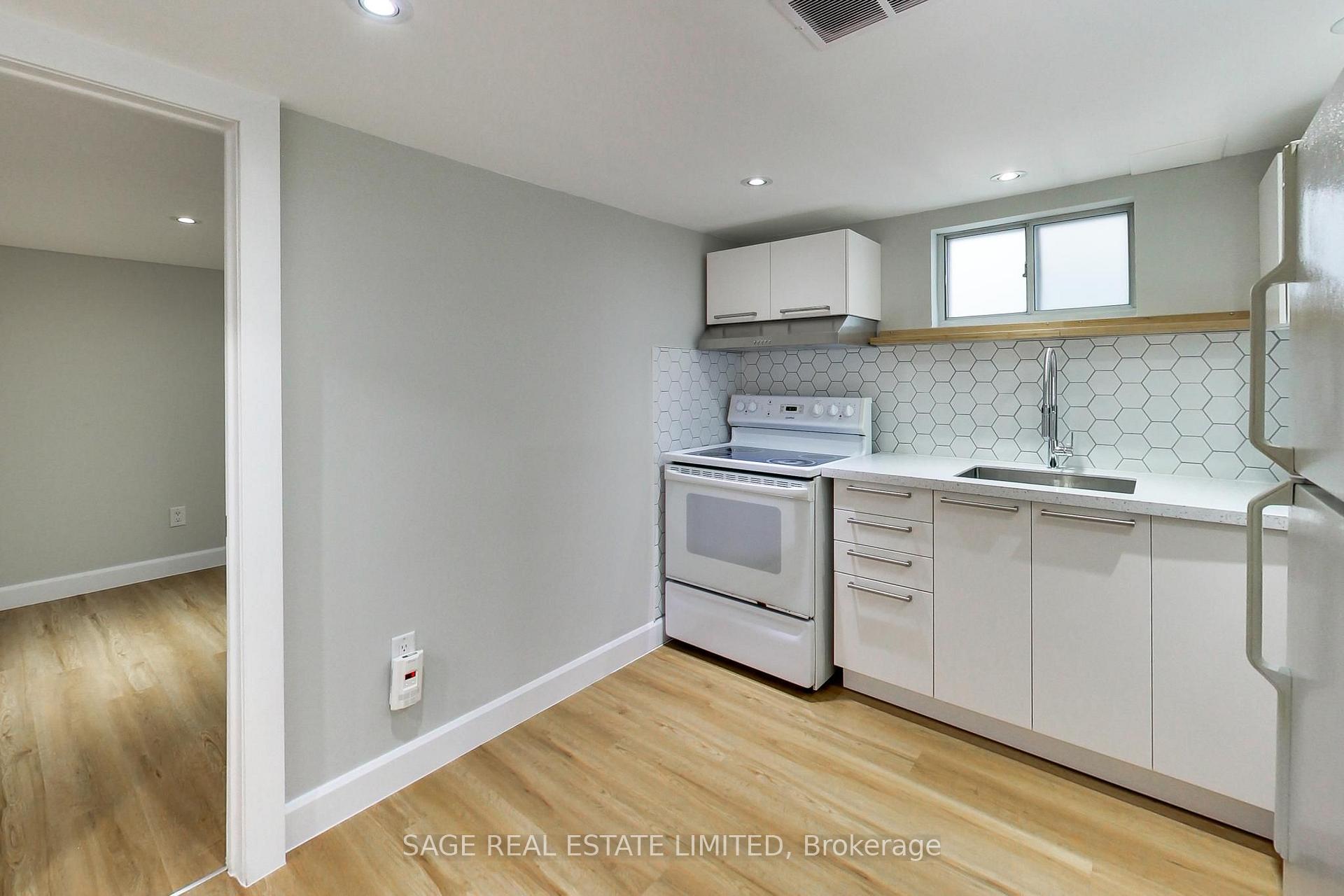 Photo 3 of Unit Lower, 2505 Gerrard Street E, Scarborough, Birchcliffe-Cliffside — HOMEH
