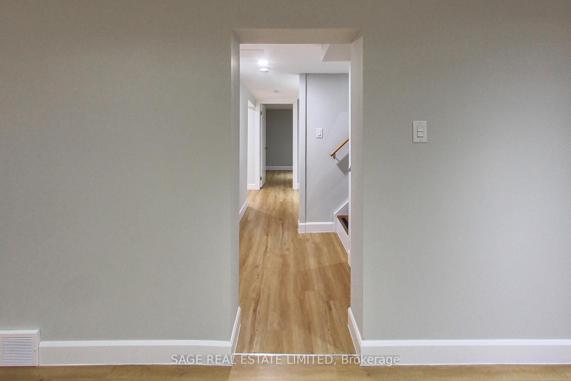 Photo 11 of Unit Lower, 2505 Gerrard Street E, Scarborough, Birchcliffe-Cliffside — HOMEH