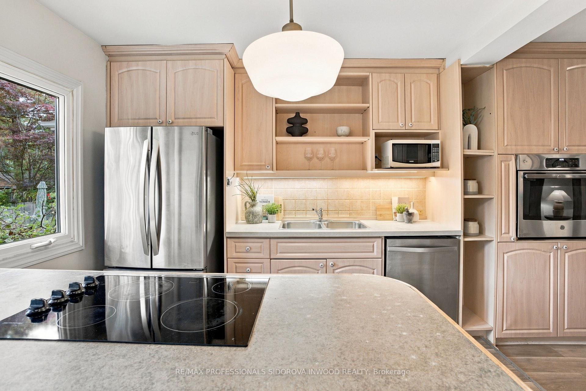 Photo 12 of 399 Armadale Avenue, Toronto, Runnymede-Bloor West Village — HOMEH