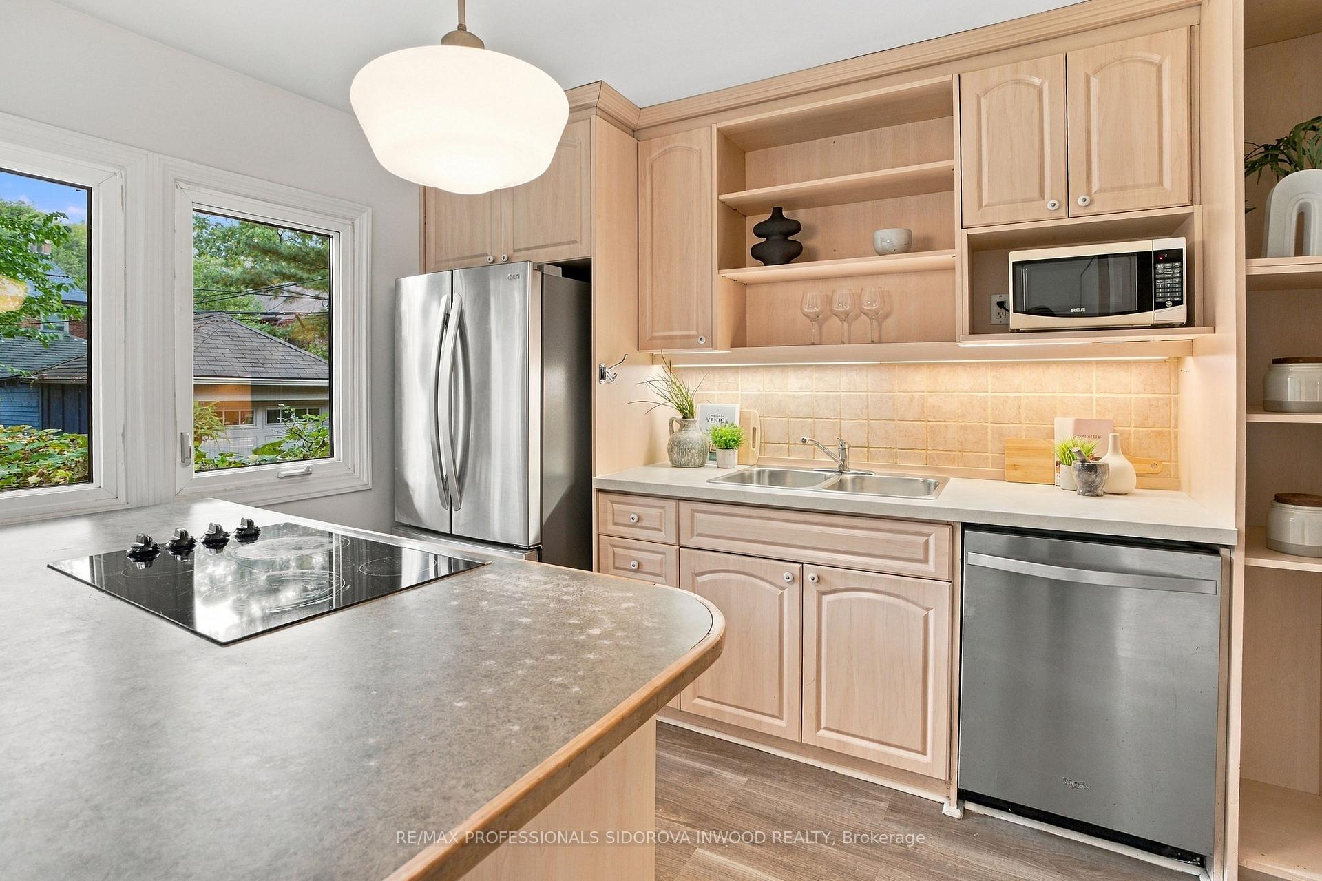 Photo 13 of 399 Armadale Avenue, Toronto, Runnymede-Bloor West Village — HOMEH