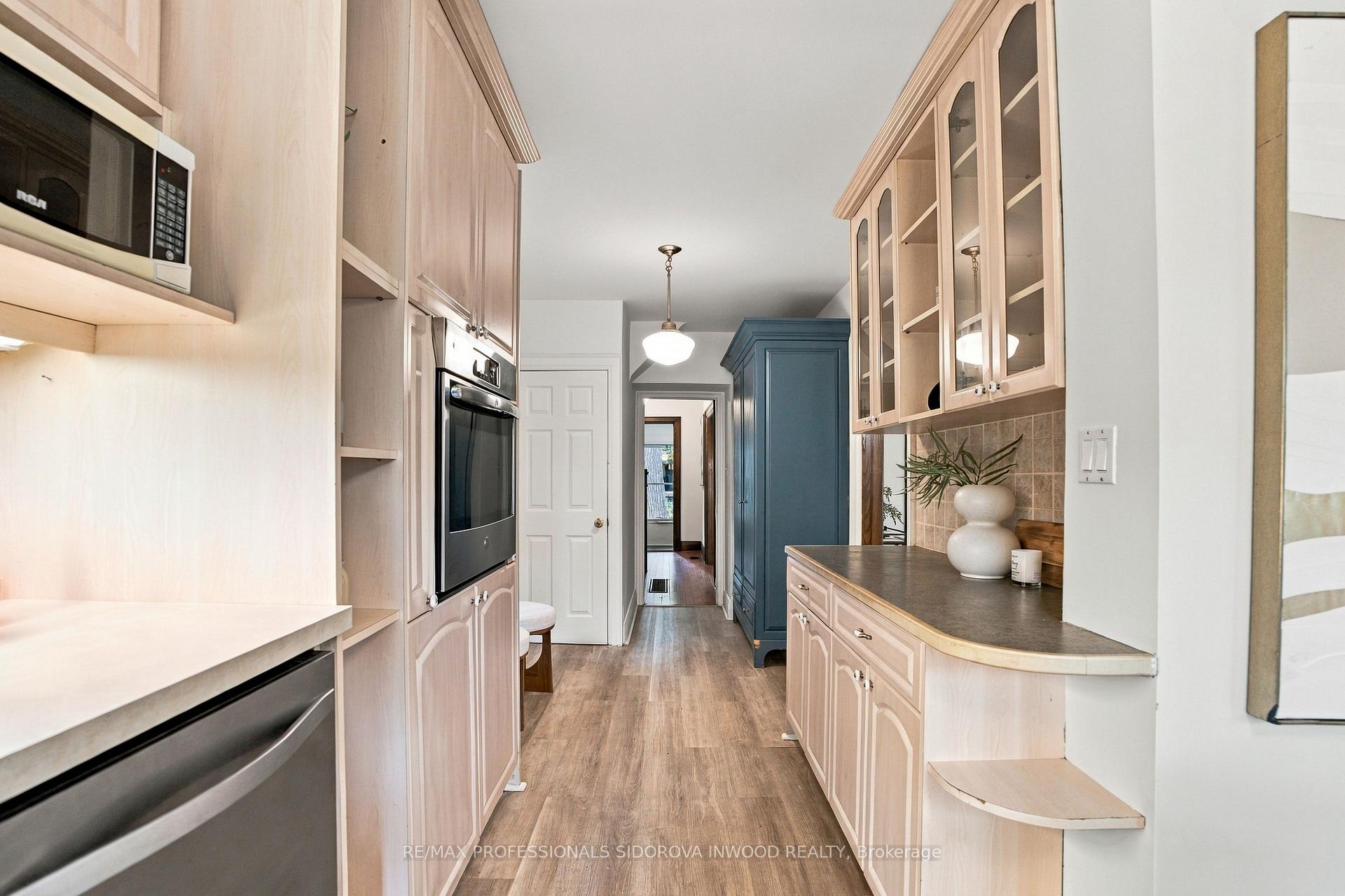 Photo 14 of 399 Armadale Avenue, Toronto, Runnymede-Bloor West Village — HOMEH