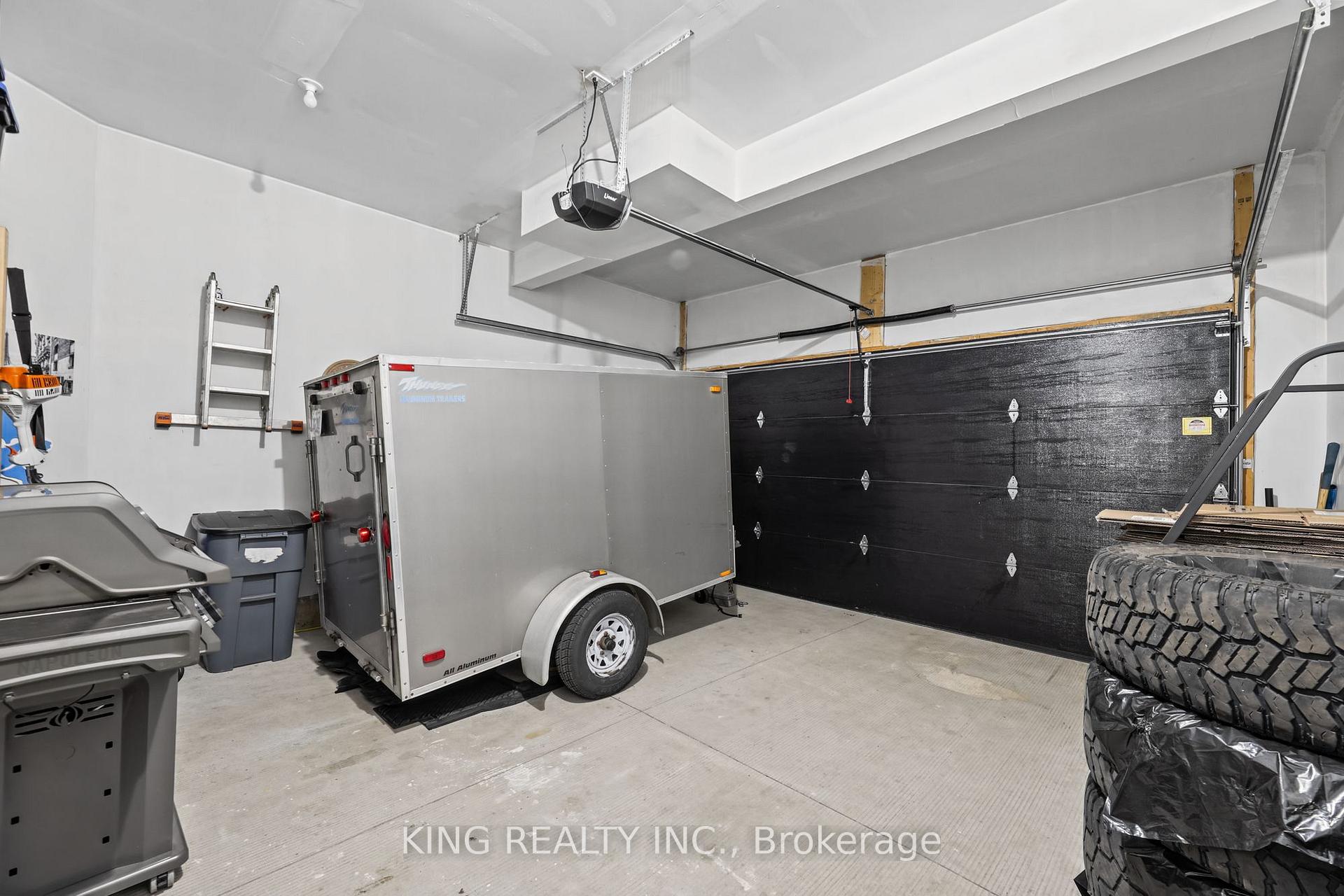 Photo 10 of 3342 David Milne Way, London, South W — HOMEH