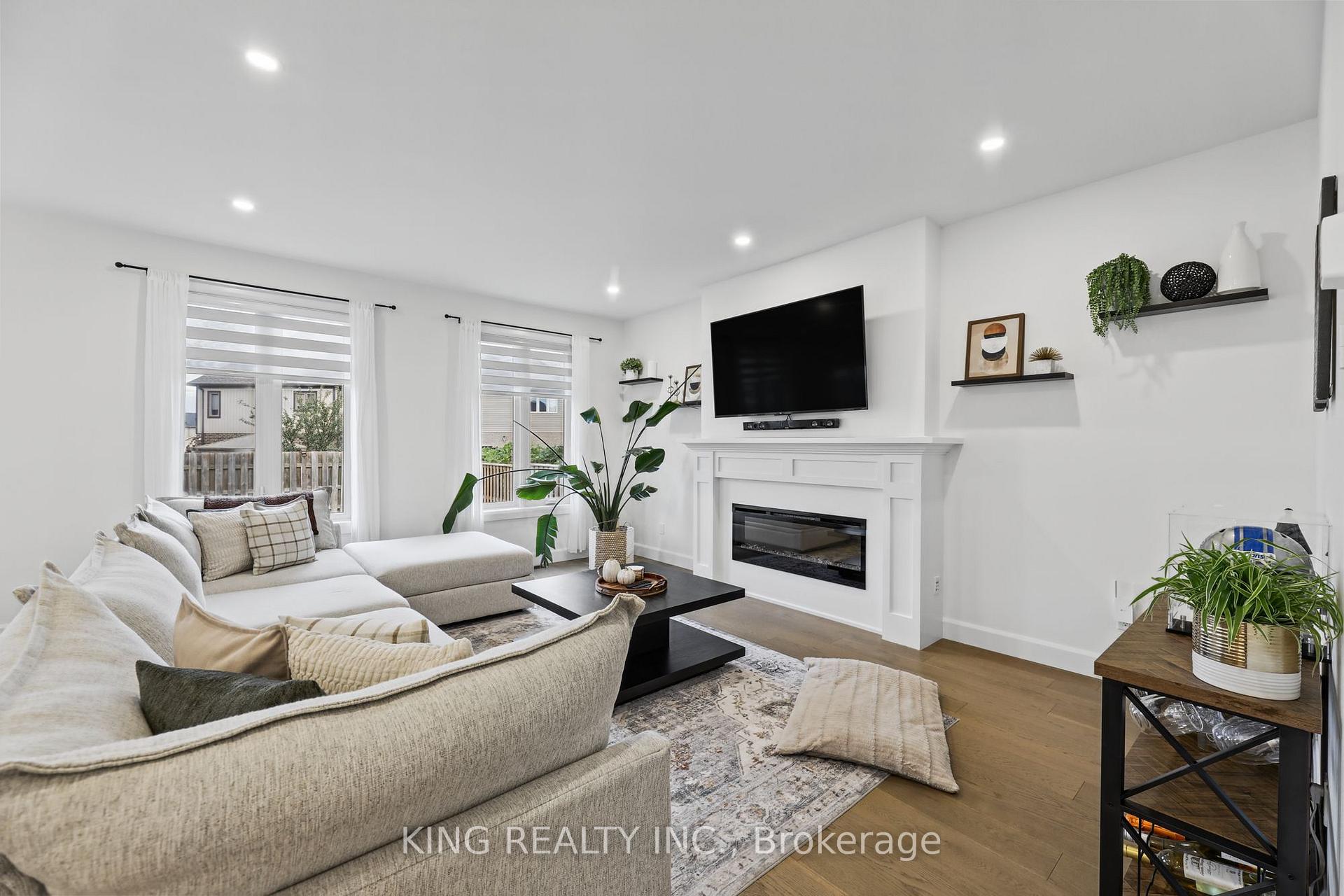 Photo 21 of 3342 David Milne Way, London, South W — HOMEH