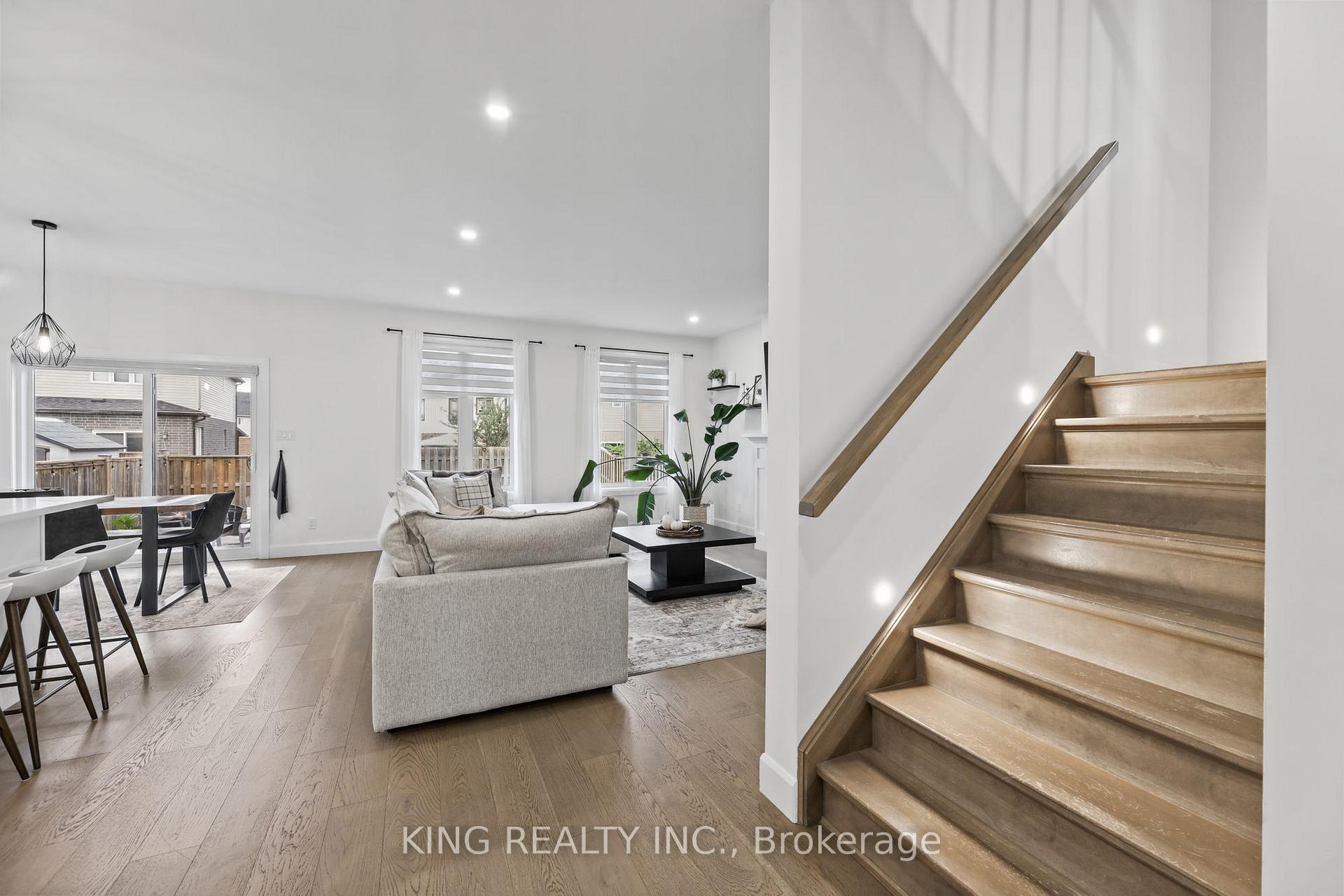 Photo 25 of 3342 David Milne Way, London, South W — HOMEH