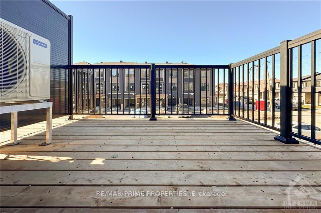 Photo 16 of 818 Glissade Grove E, Ottawa, Avalon West — HOMEH