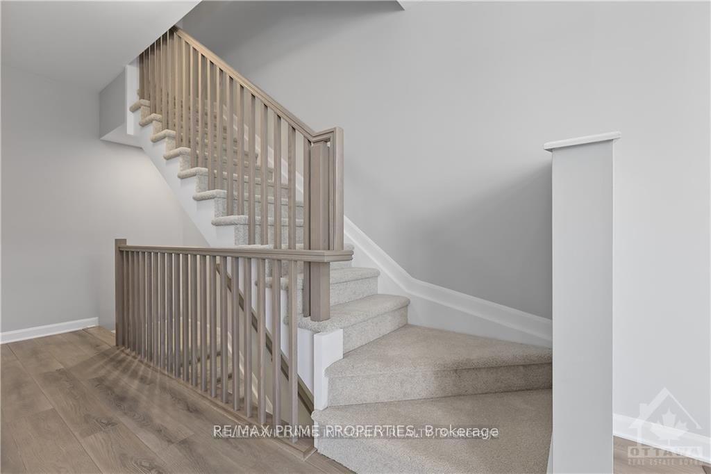 Photo 19 of 818 Glissade Grove E, Ottawa, Avalon West — HOMEH