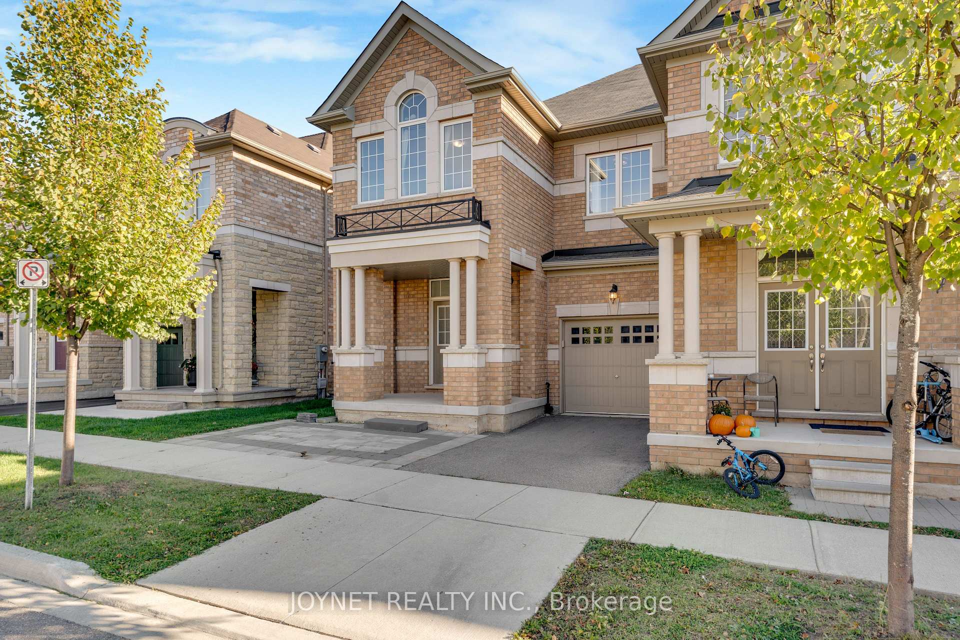 Photo 1 of 3303 Jacob Way, Oakville, Glenorchy — HOMEH