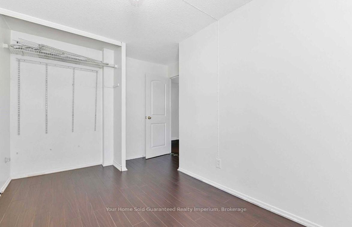 Photo 10 of Unit 272, 3060 Constitution Boulevard, Mississauga, Applewood — HOMEH