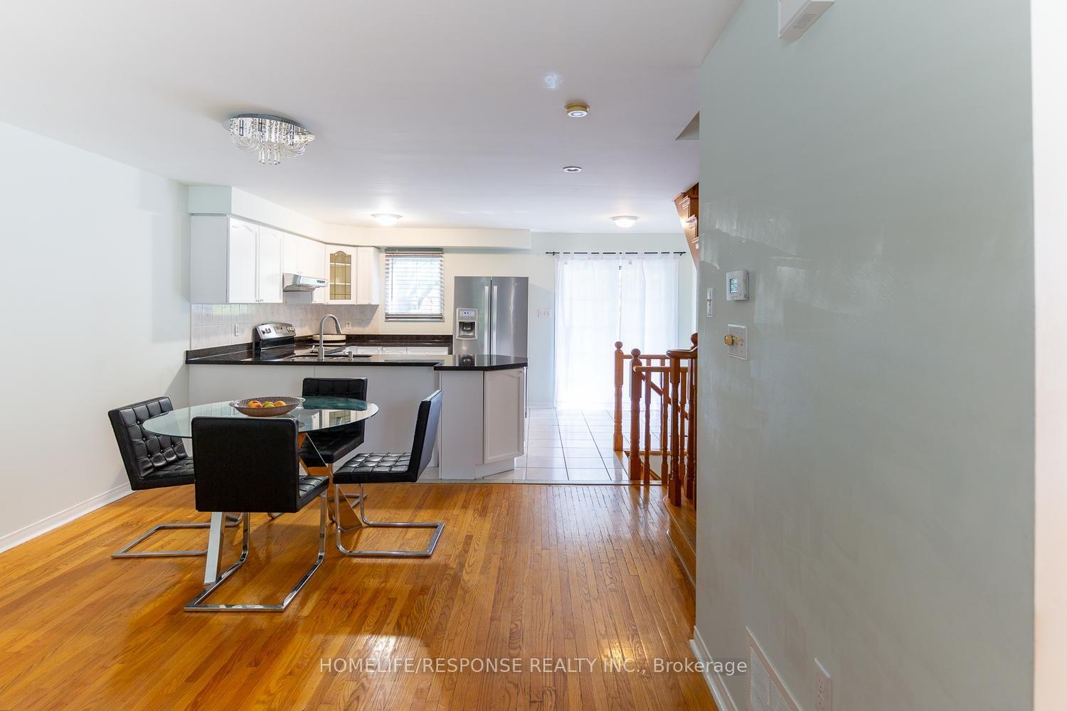 Photo 12 of Unit 25, 450 Bristol Road E, Mississauga, Hurontario — HOMEH