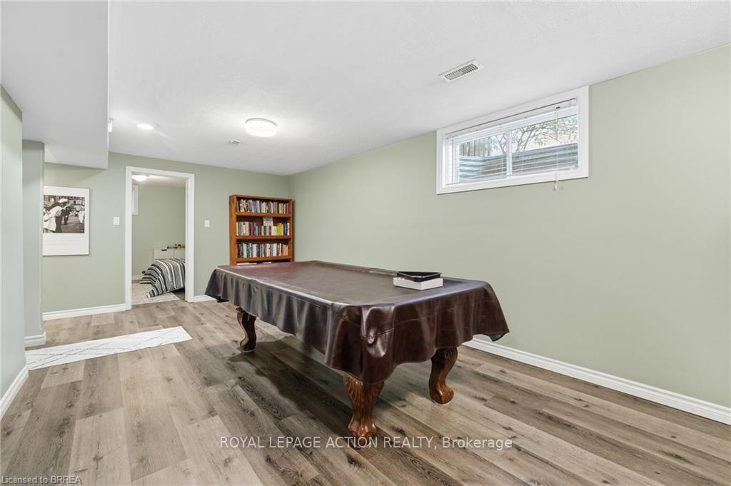 Photo 20 of 14 Dunton Lane, Brant, Paris — HOMEH