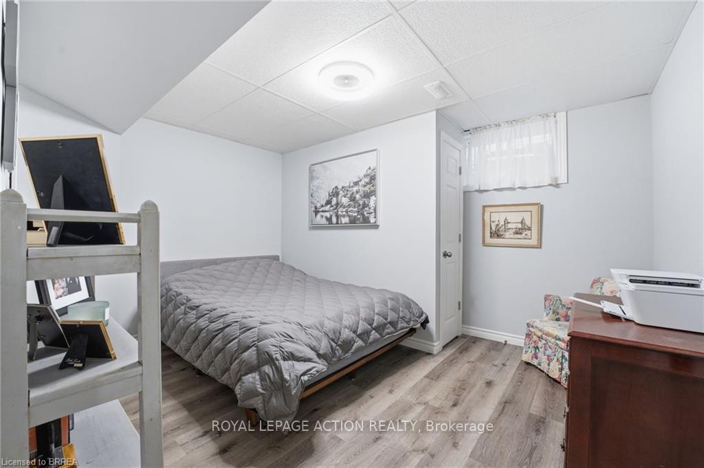 Photo 26 of 14 Dunton Lane, Brant, Paris — HOMEH